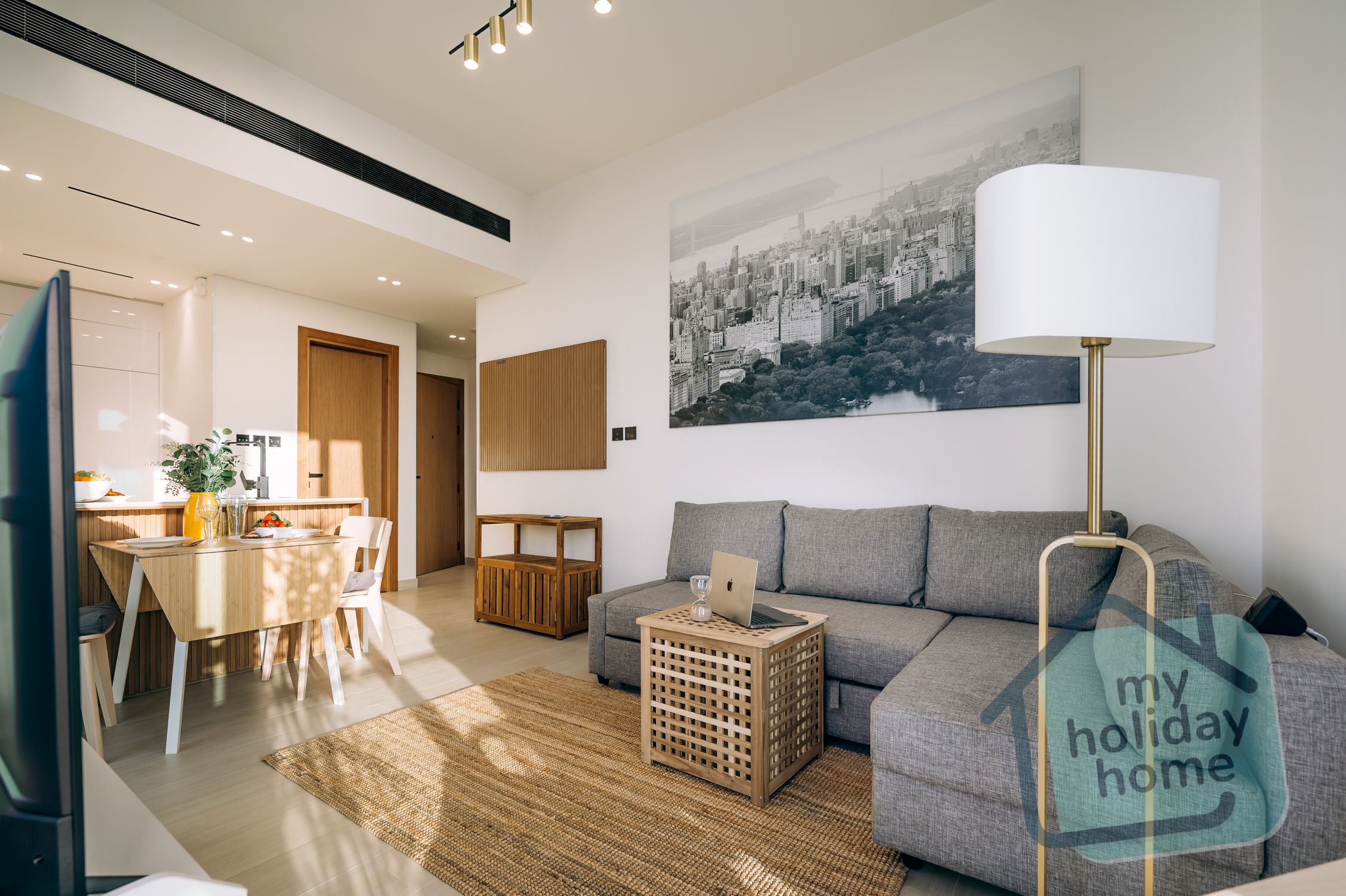 1 Bedroom with Panoramic Views | Summer Promotion