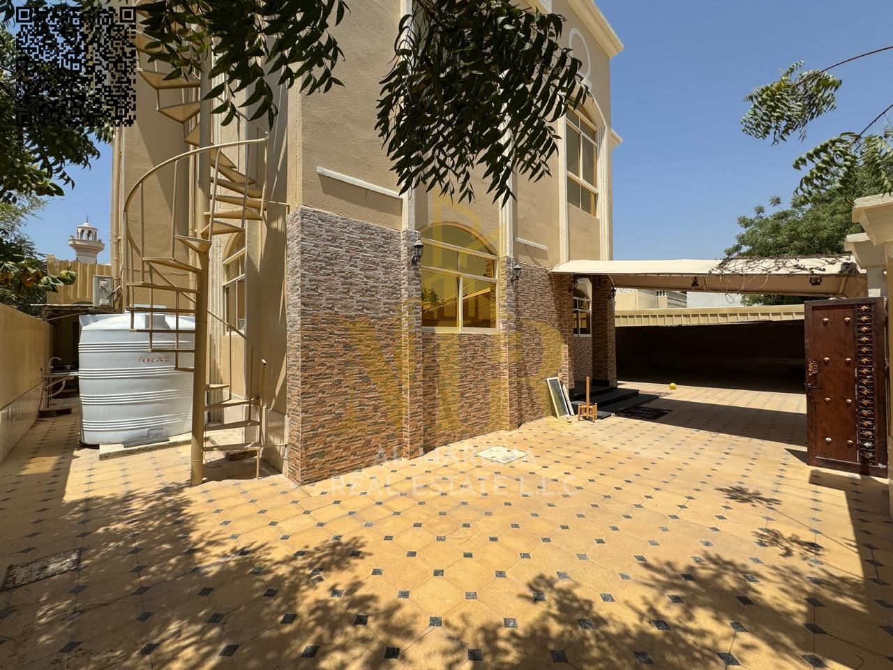 A villa with an all-inclusive price, including electricity, water, and air conditioning, on the main street, ready for occupancy in the most upscale a