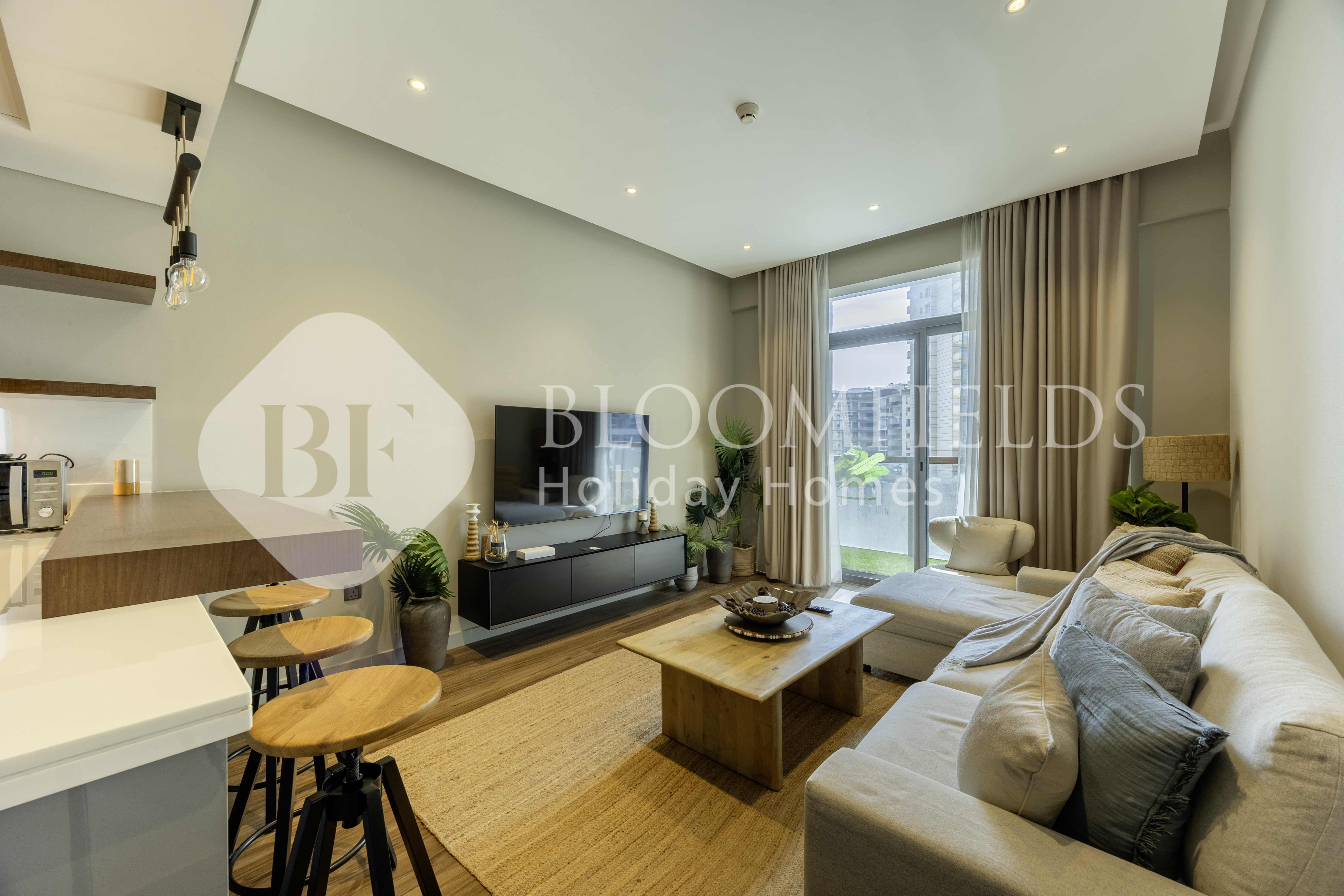Elegant Holiday Home | Flexible Stay | Furnished