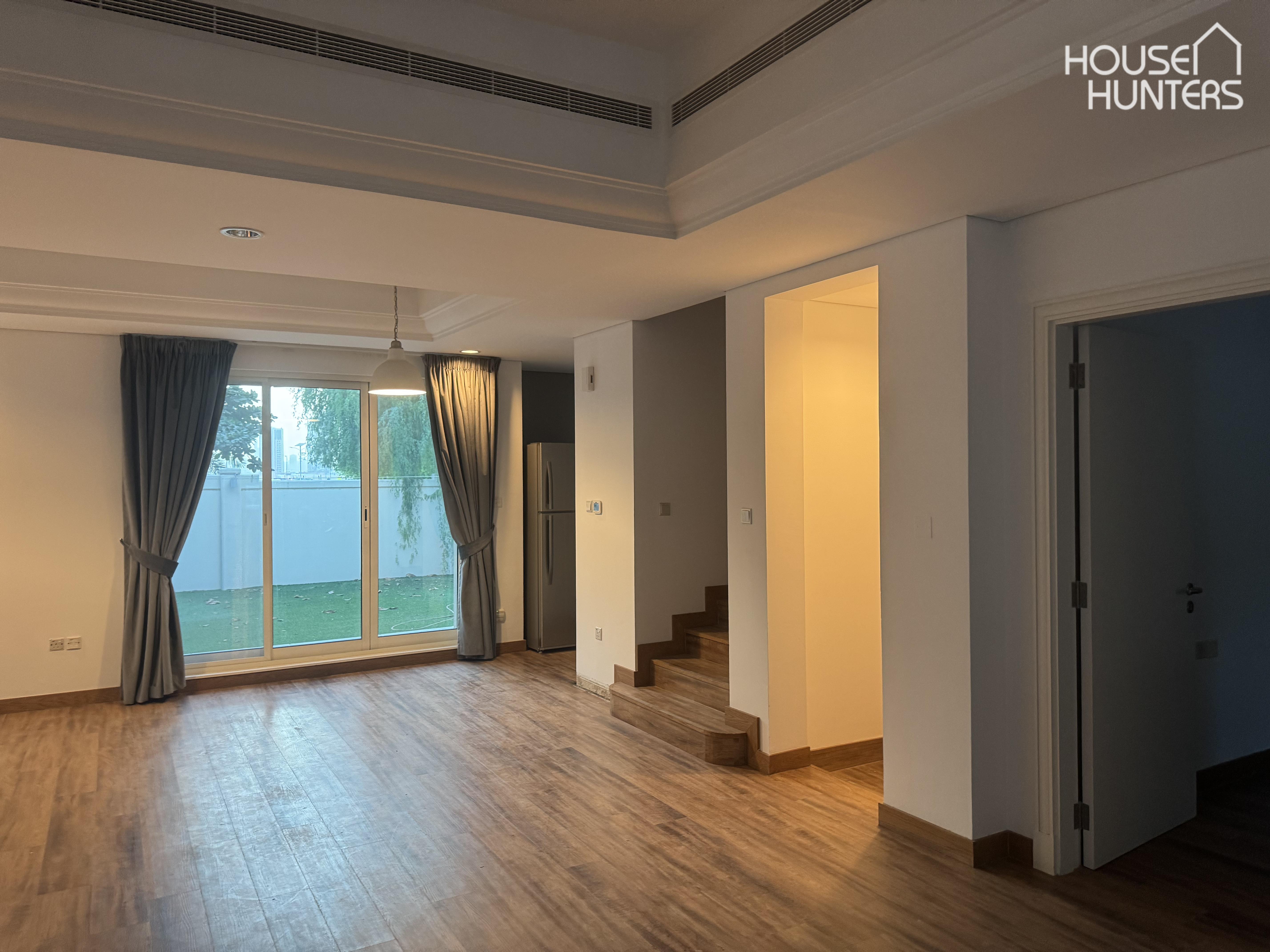 Elegant Villa | Golf Course Views | Family Living