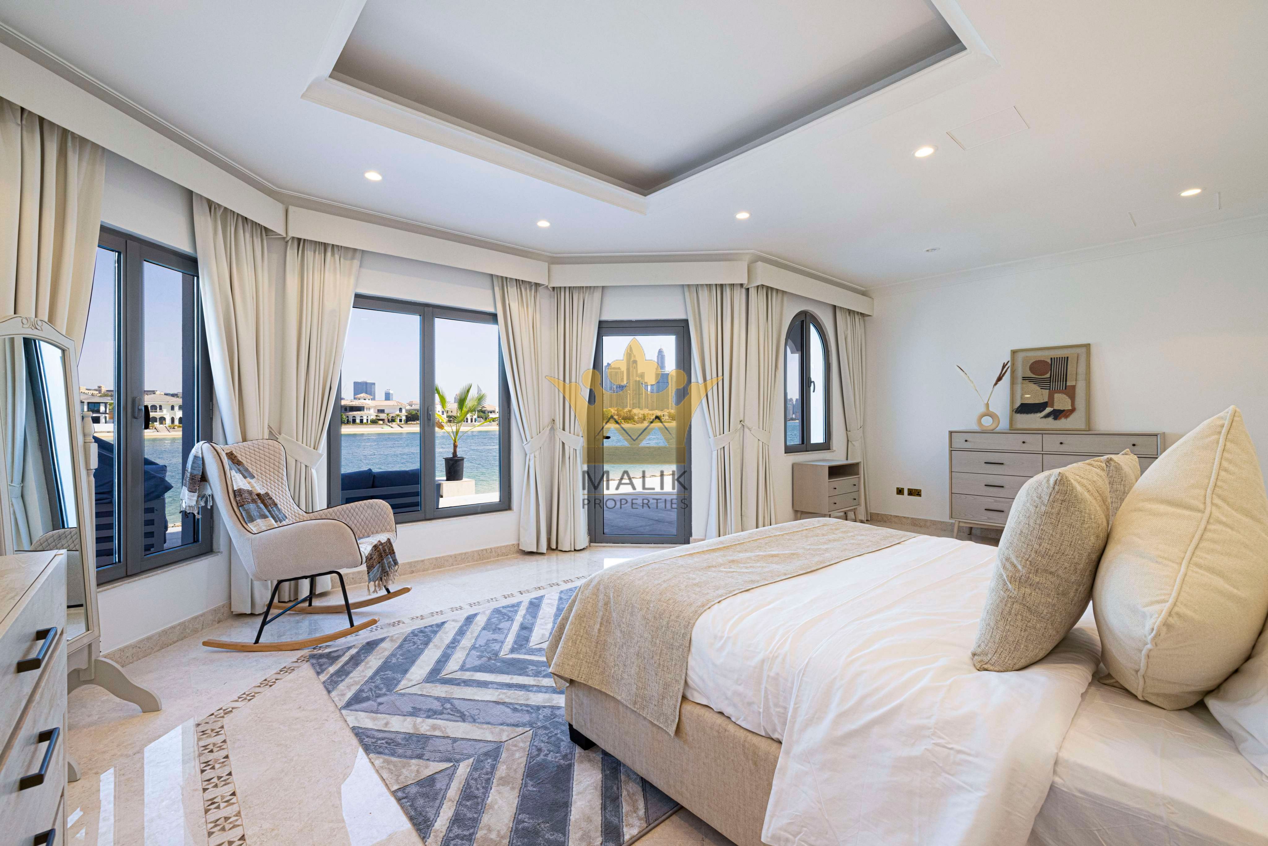 Luxurious - Furnished 5 Bed + Maid - Skyline View