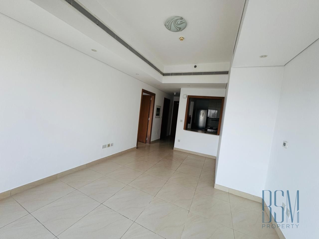 Unfurnished | Balcony | With Kitchen Appliances