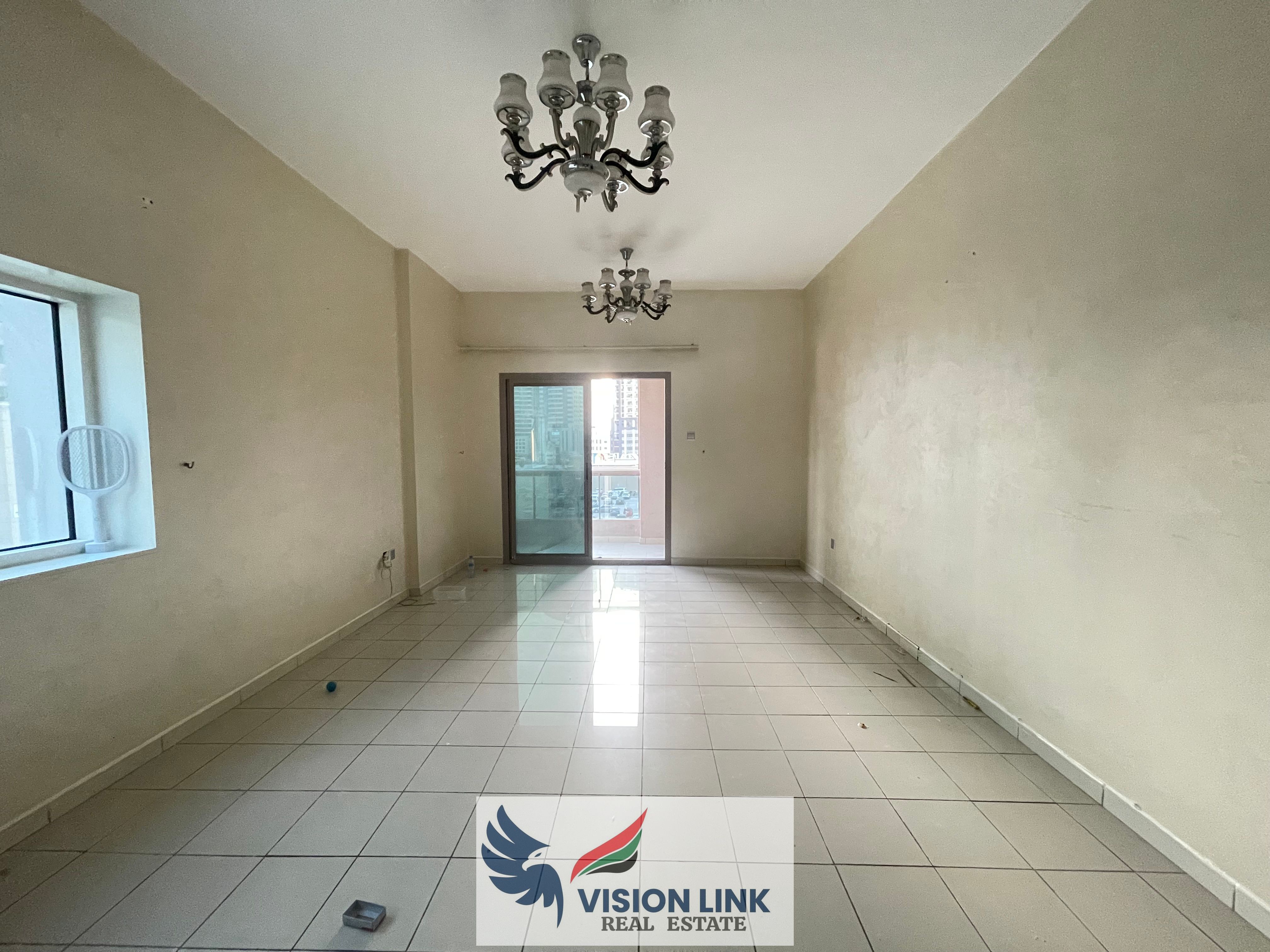 Lavish 2 bhk with balcony with wardrobes on prime location