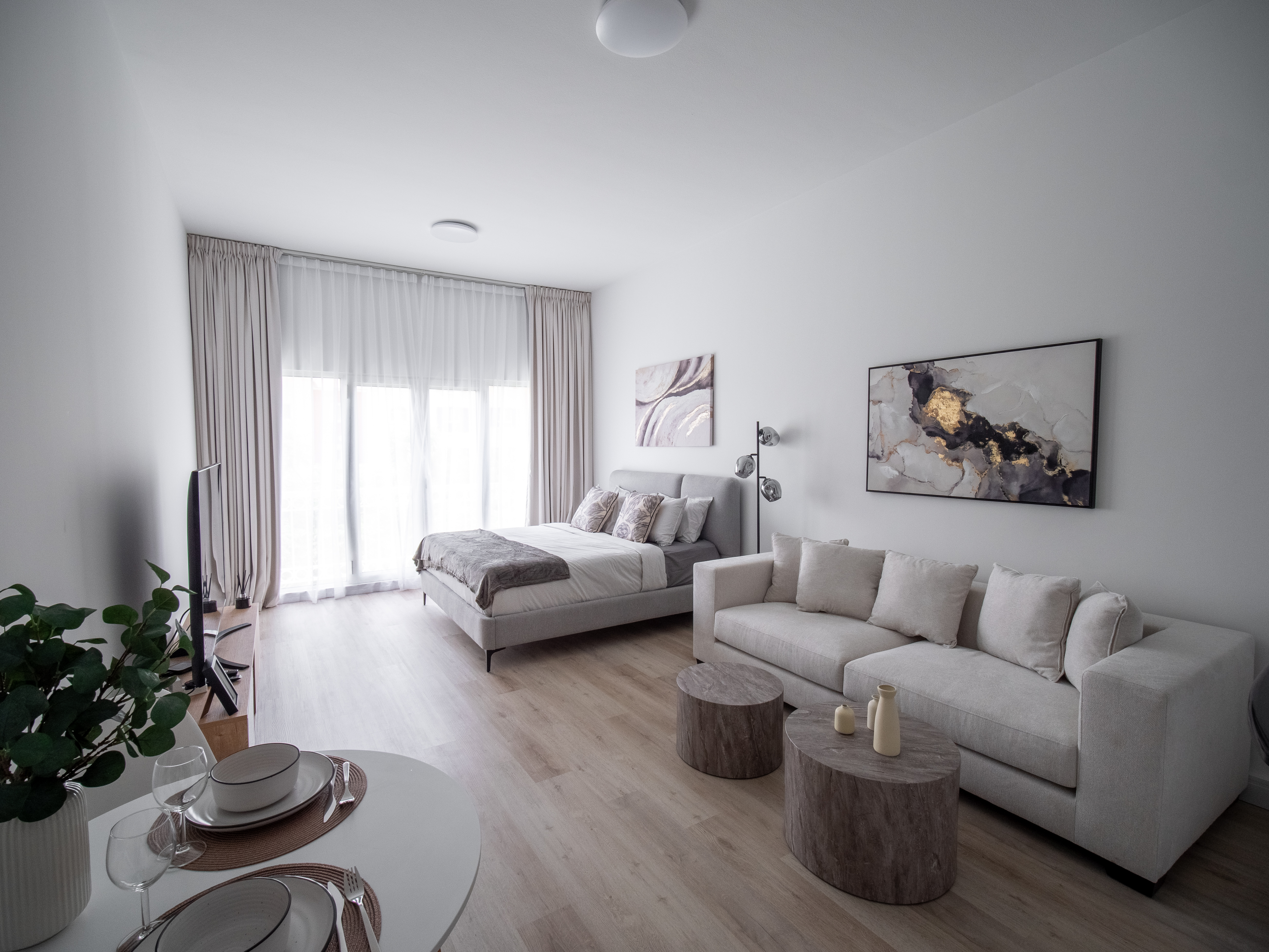 Spacious studio | Community living | Prime Discovery Gardens location