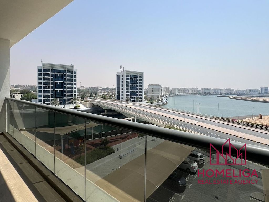 Water View | Sunset View | 1 Cheque