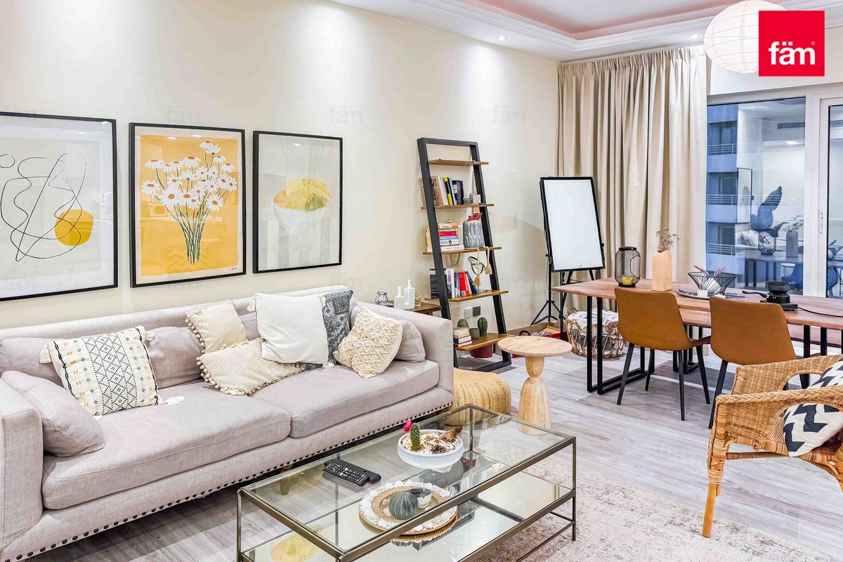 Middle floor | Modern Style | Marina View