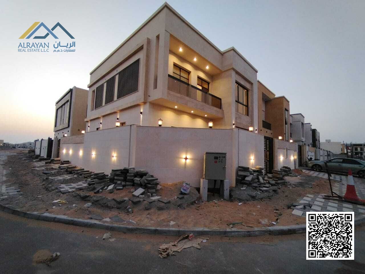 Corner on the main street, including ownership fees, freehold for all nationalities
