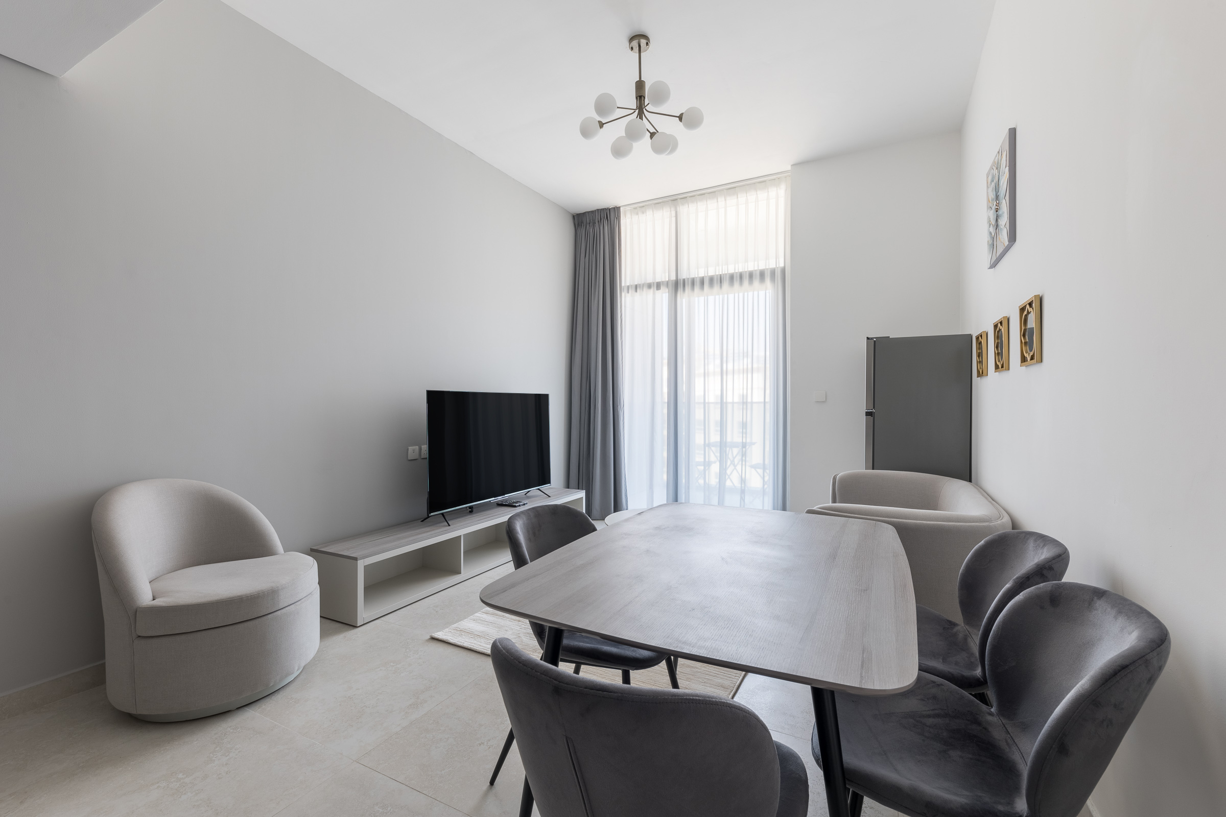 2br Apartment, The V Tower, Wadi Al Safa 5