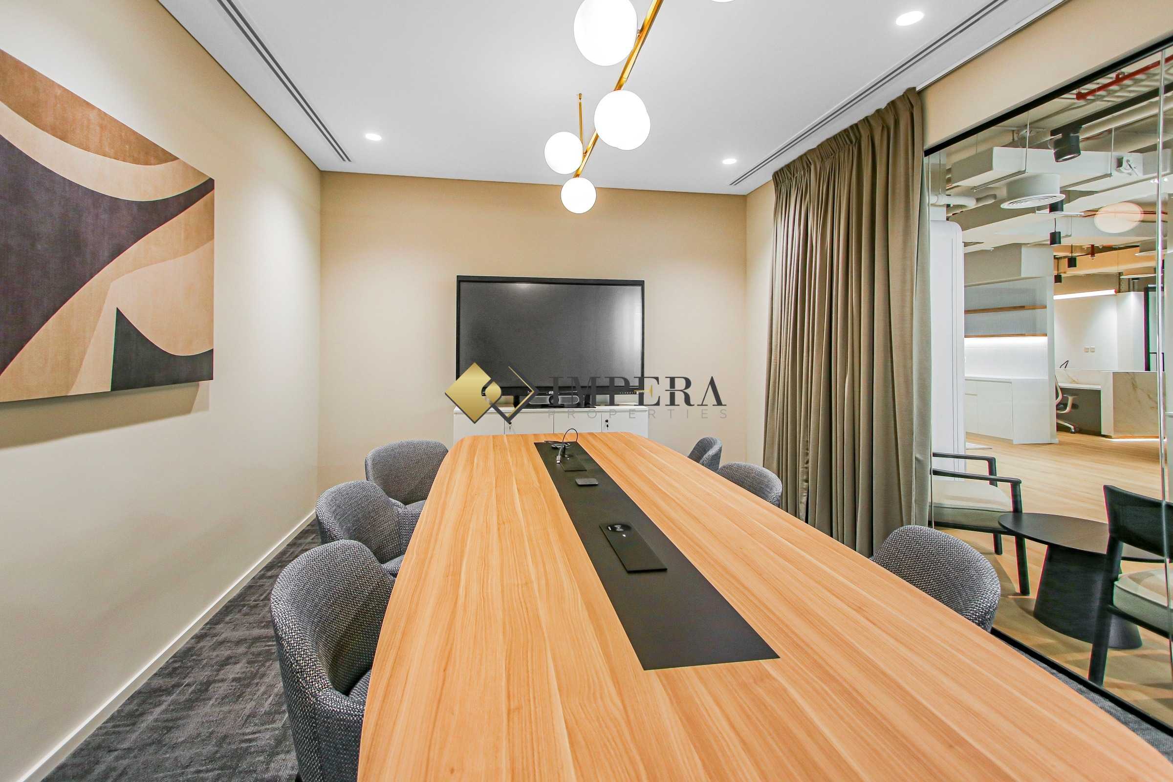 LUXURIOUS | READY TO MOVE | PRIME LOCATION