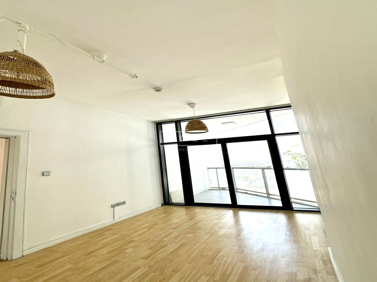 Well Upgraded| Villa Views| 3bhk Duplex