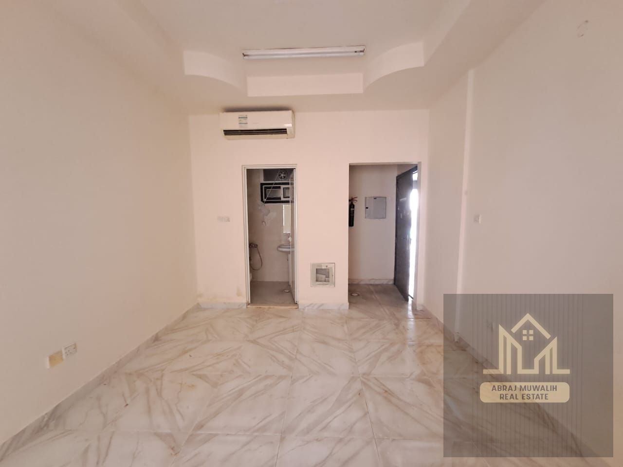 specious studio for family near madina centre in just 18k