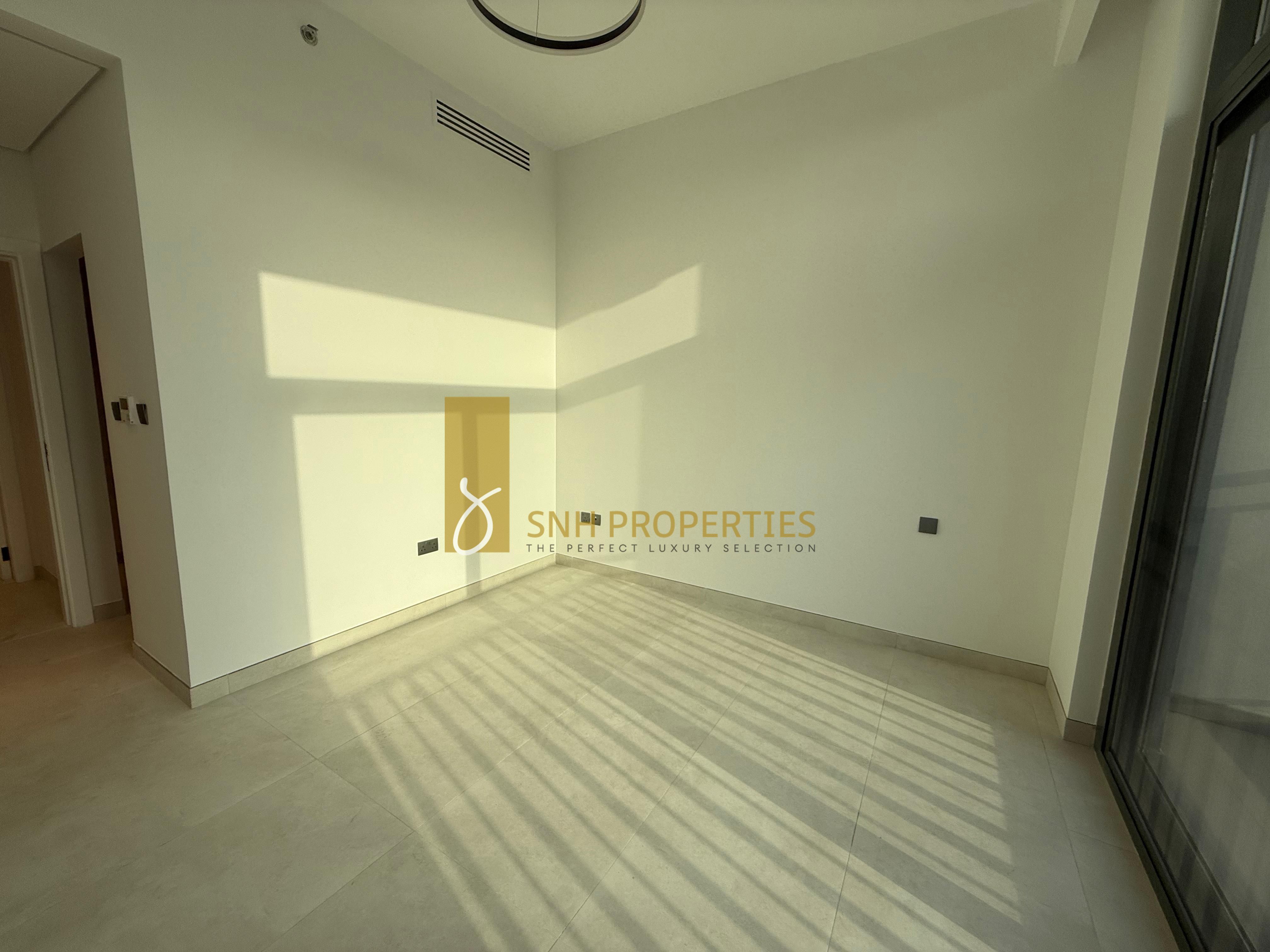 CORNER UNIT | BIG LAYOUT | ACESS TO AMENITIES