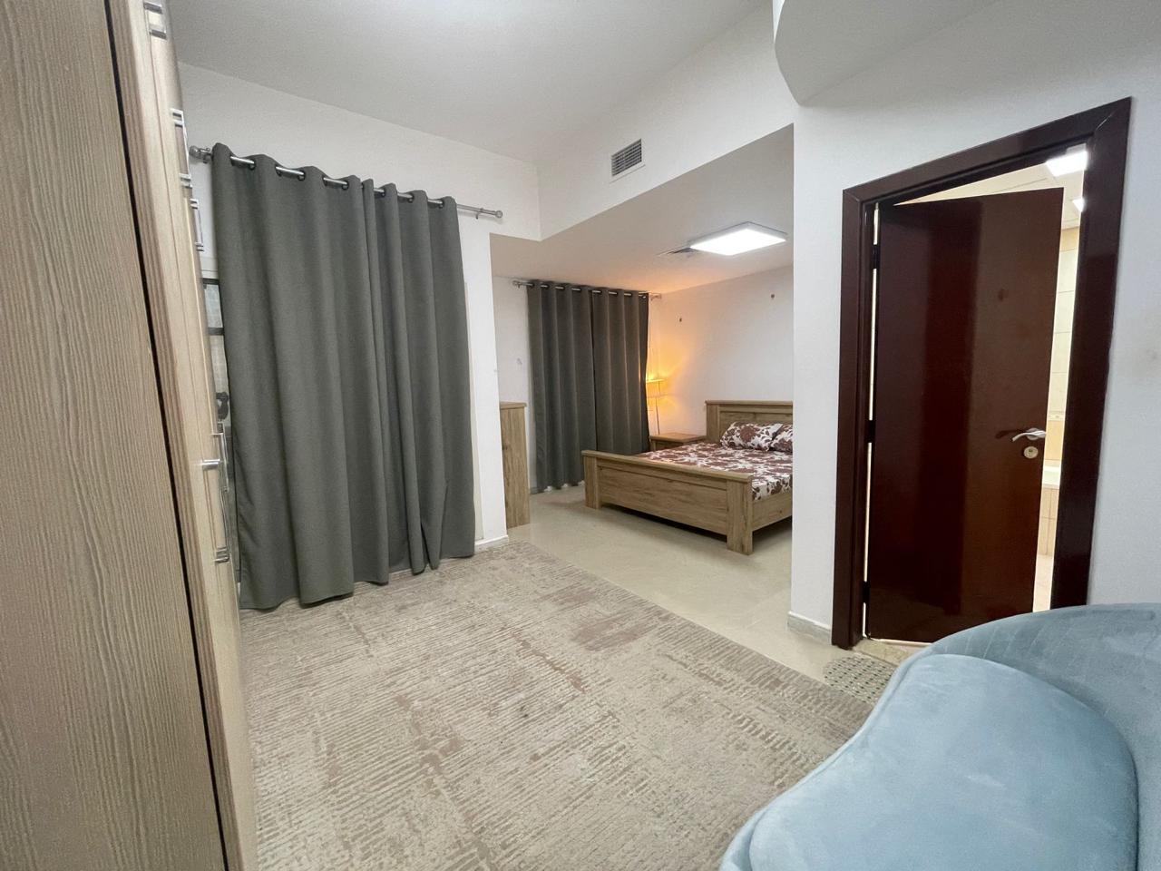 FULLY FURNISHED 1 BHK WITH BALCONY FREE WIFI ONLY IN 4200 AL NAHDA SHARJAH