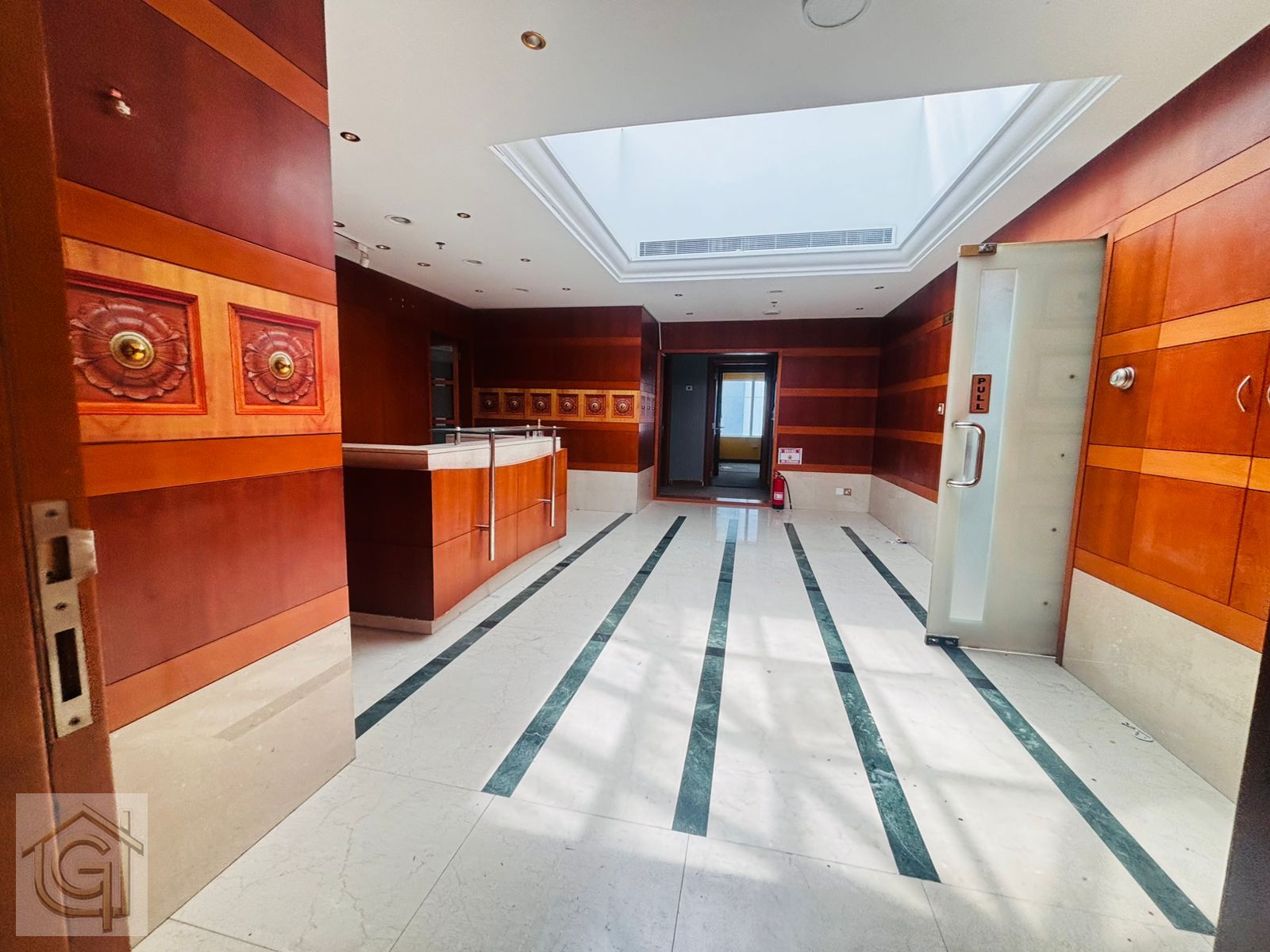 Ready-to-Move Office | Attached Pantry & Washroom | Bur Dubai