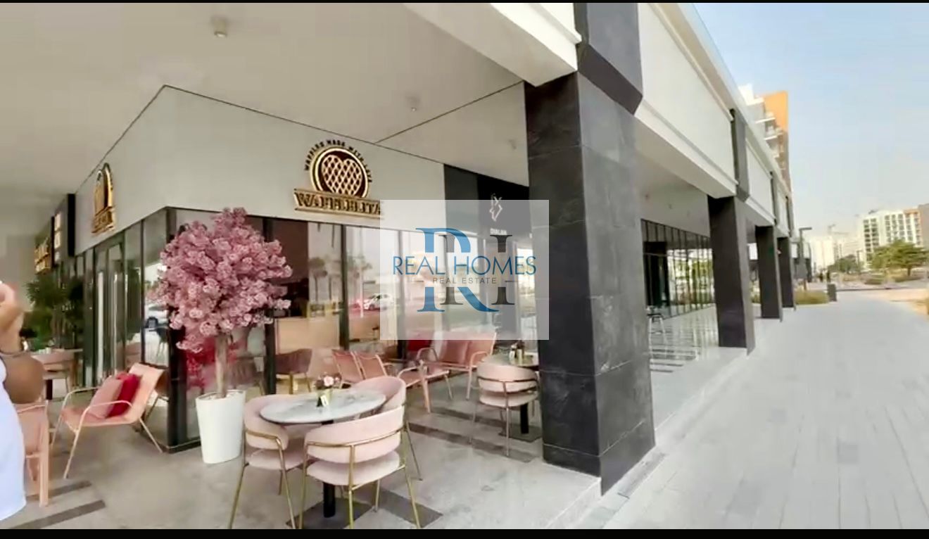 Mian boulevard | Vacant | Ample Parking