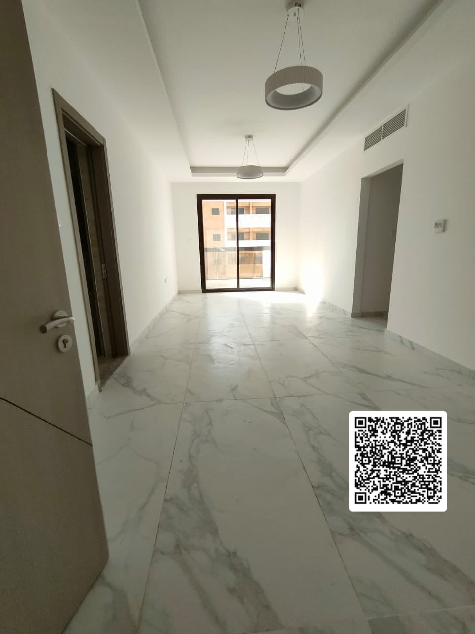 Ajman Al Jurf 3 for annual rent in Ajman (First Resident) Two bedrooms, a hall, 3 bathrooms, a balcony, and a storeroom. Both bedrooms are master b