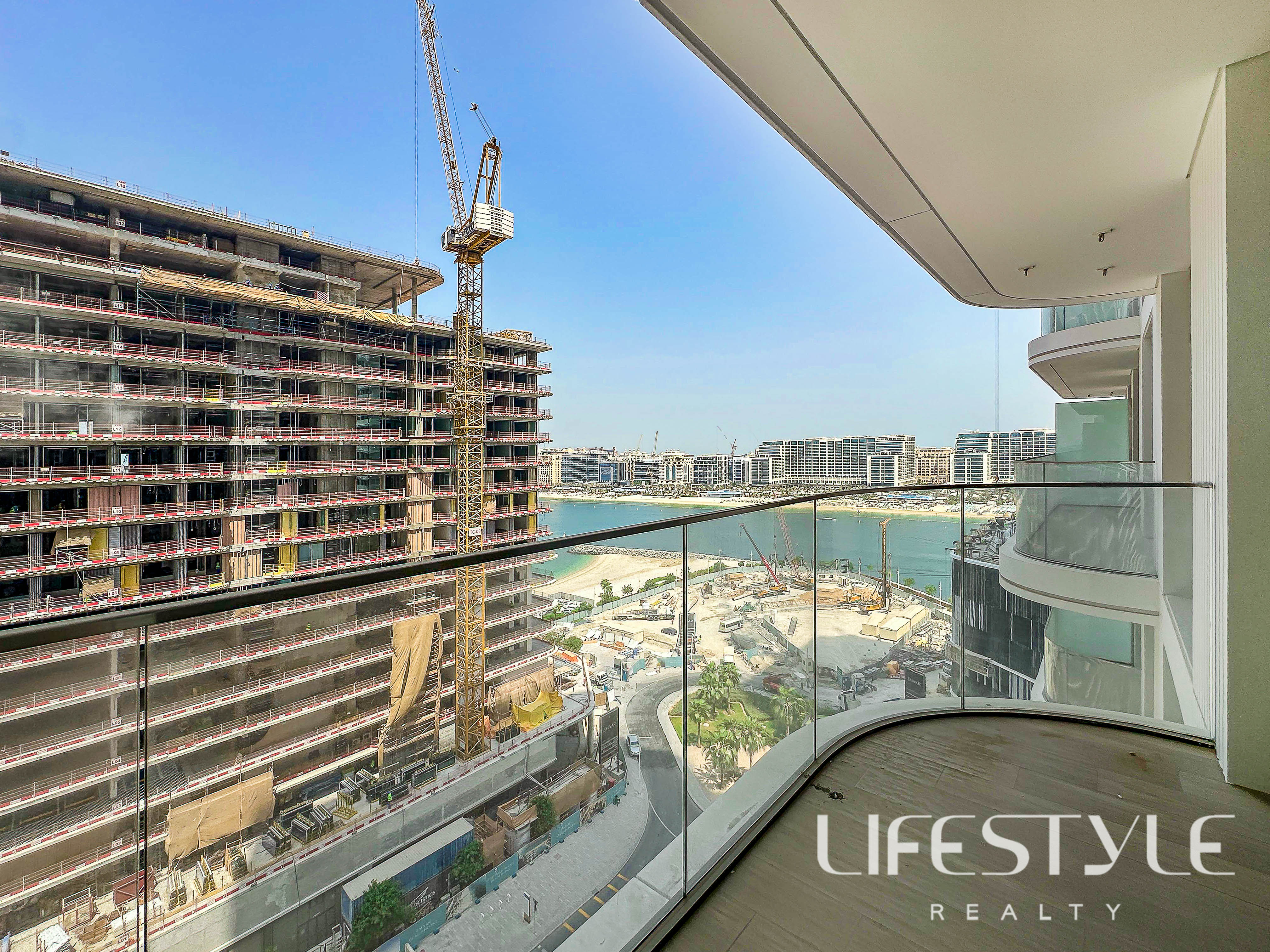 Best Price / Palm View / Spacious Layout