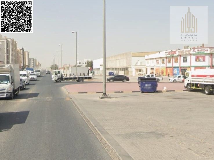 Commercial land for sale in an excellent location for investment, freehold