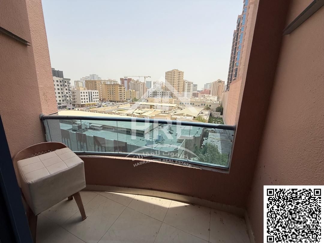 1. "1,830 sq ft with balcony, central air conditioning, and close to schools and amenities"