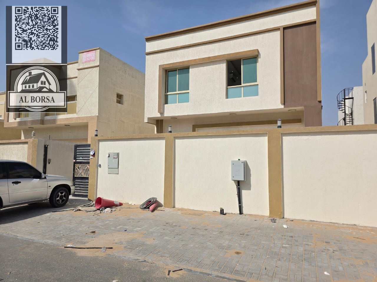 For rent a villa in Al Zahya. The villa consists of 5 rooms, a living room and a hall.