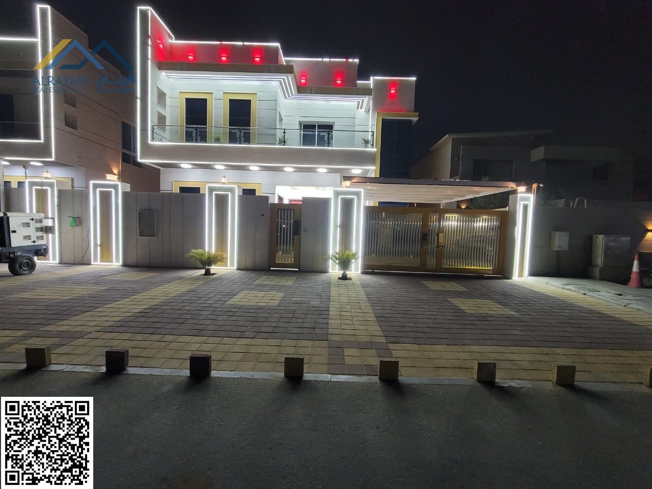 A very luxurious modern villa for sale, including central air conditioning, close to all services.