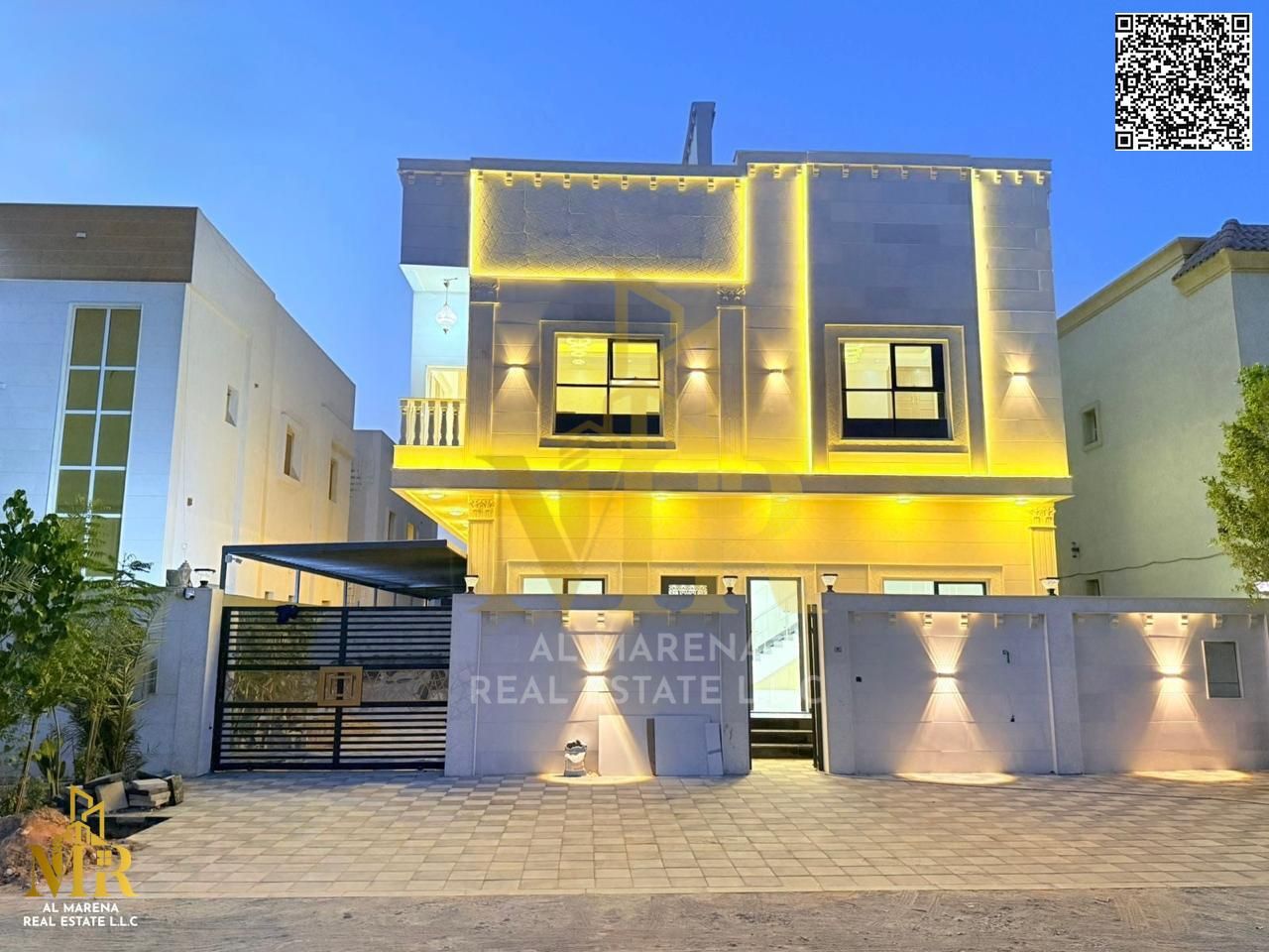 We offer you an exceptional opportunity to own a luxurious villa with an elegant, modern design, central air conditioning, an attractive price, and in
