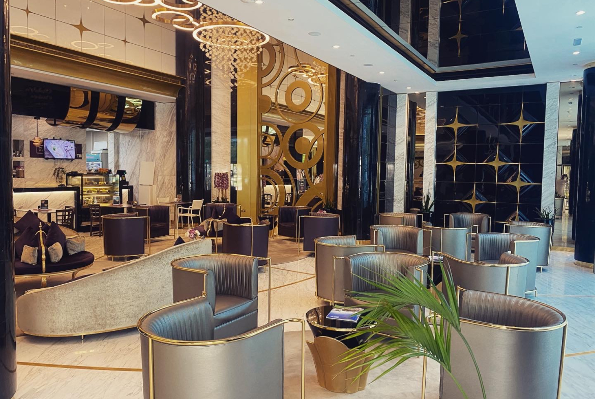 fully furnished apartment, with top building amenities, 4 mint walking to Dubai mall
