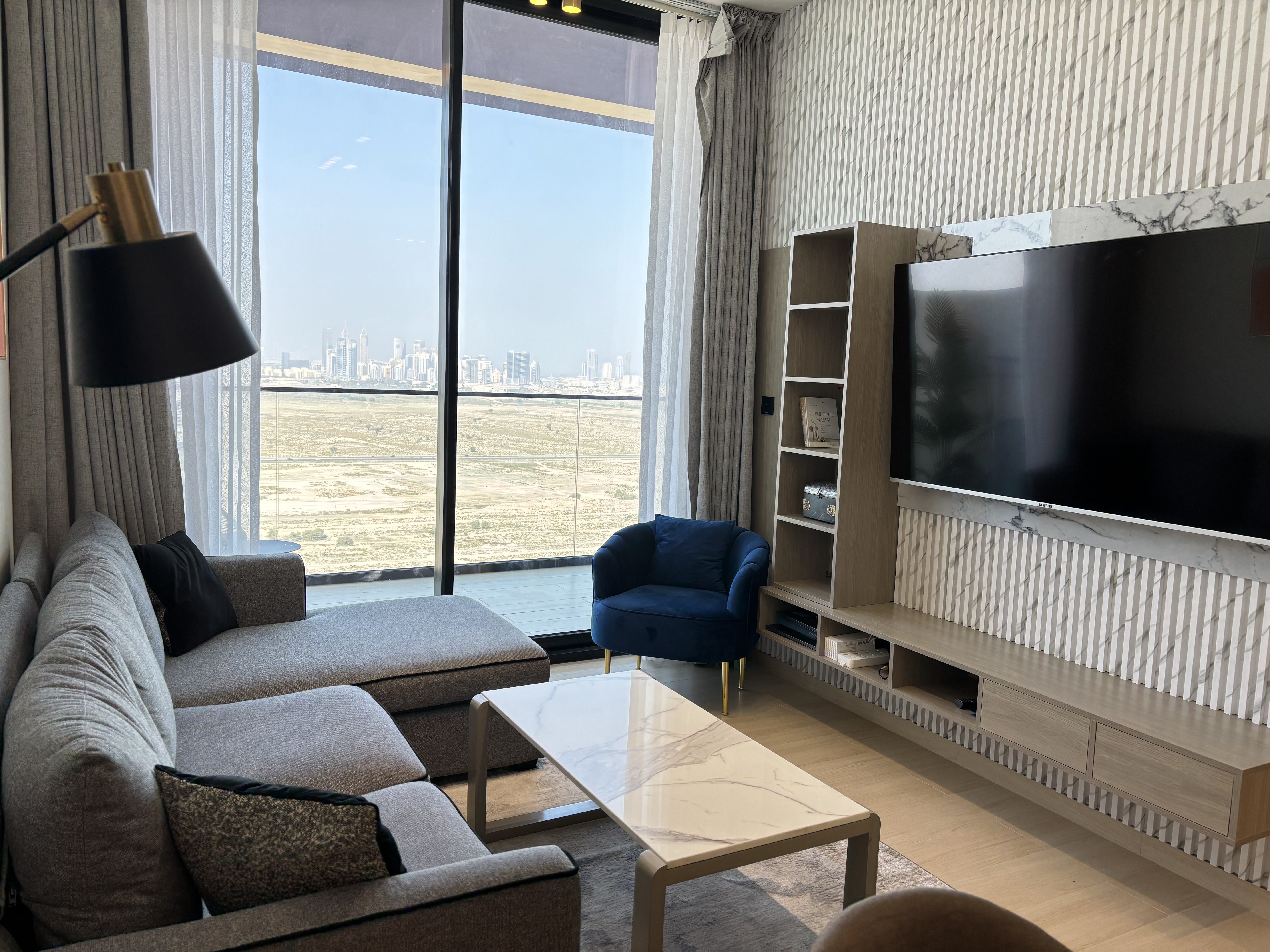 High floor | City skyline view | Modern finishing