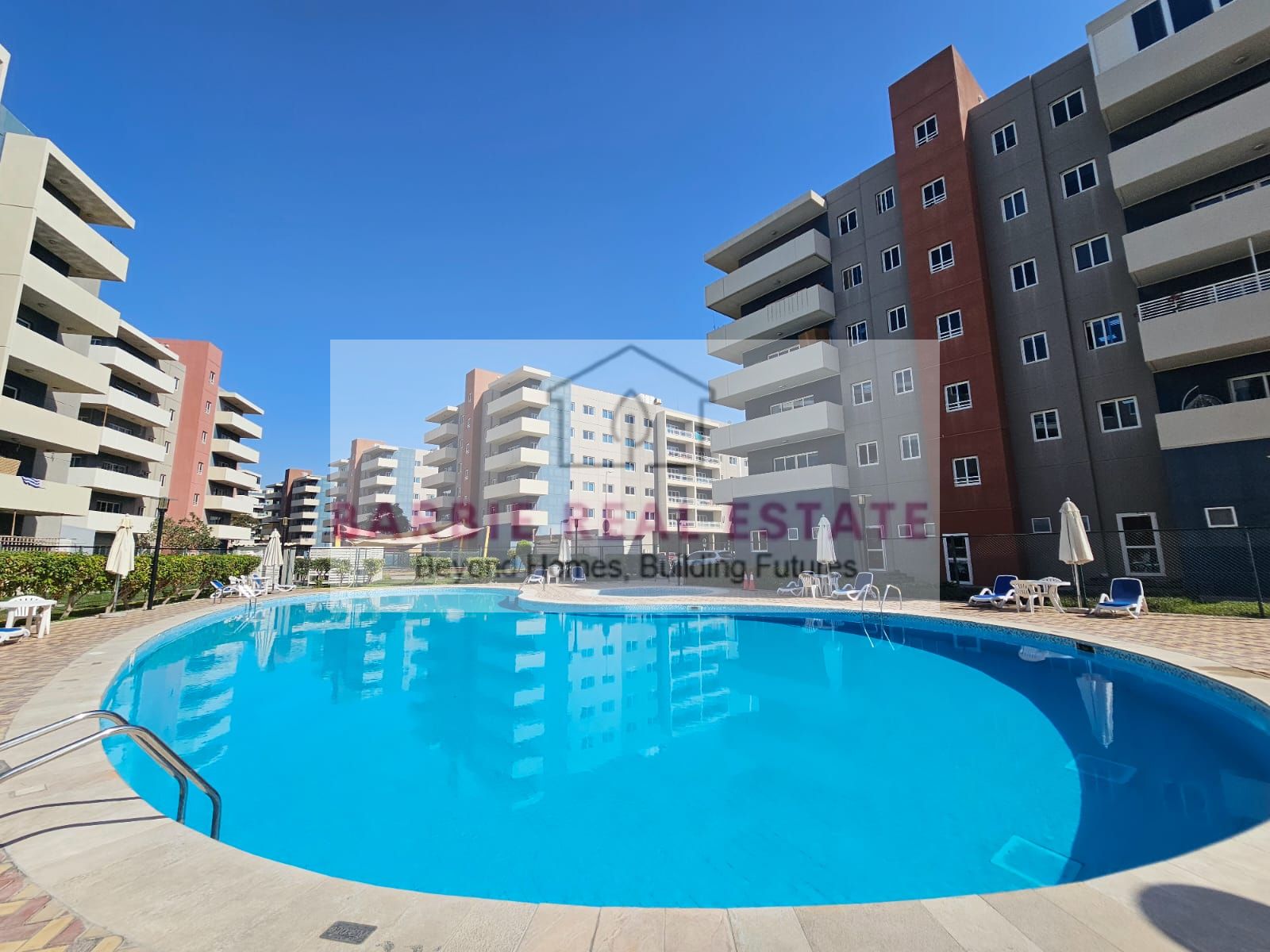 Hot Deal! Spacious 1BR Apartment for Sale with basement parking 800,000 AED