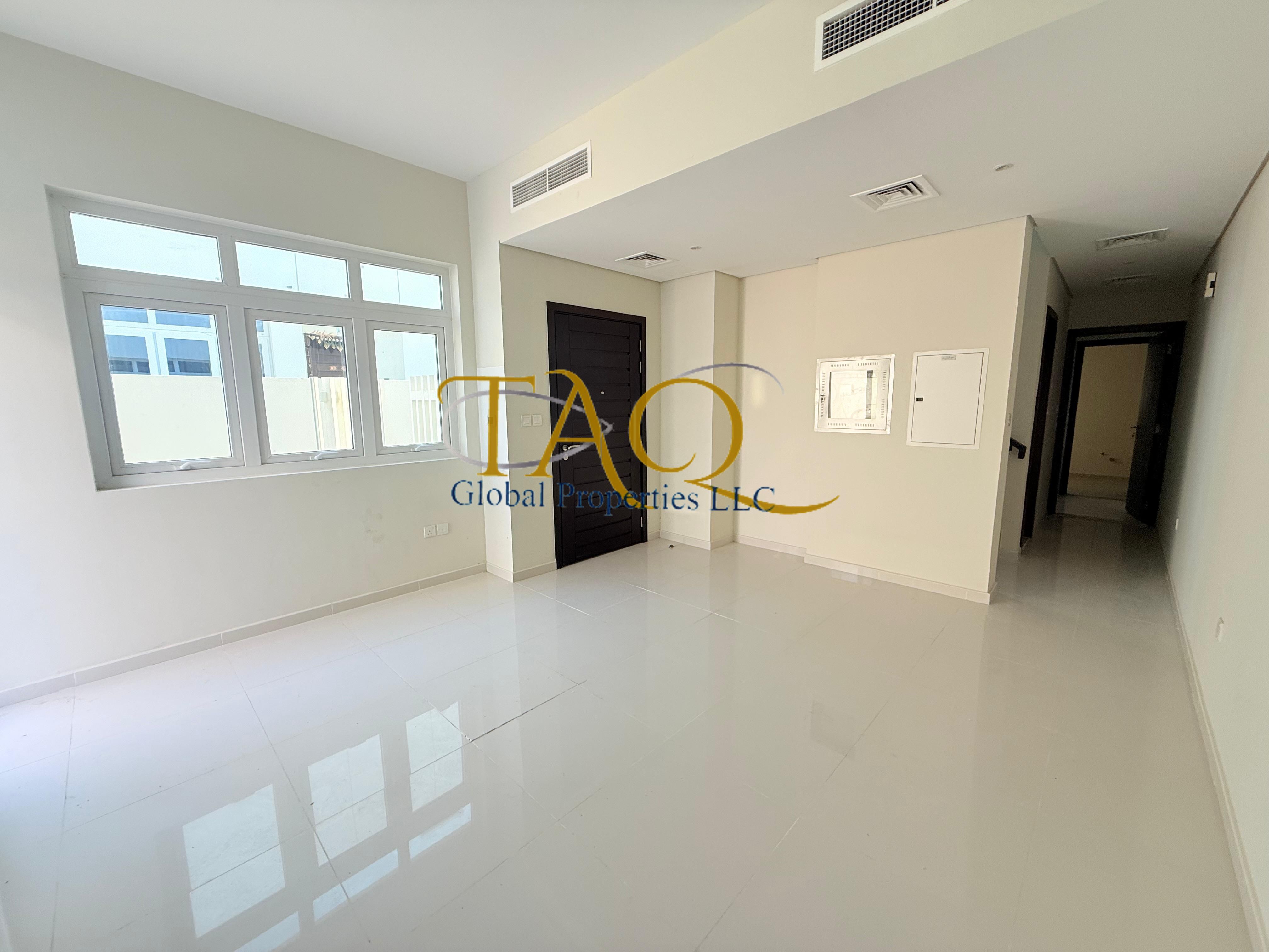 BRIGHT 3BR + MAID'S ROOM | CORNER UNIT | UN-FURNISHED |