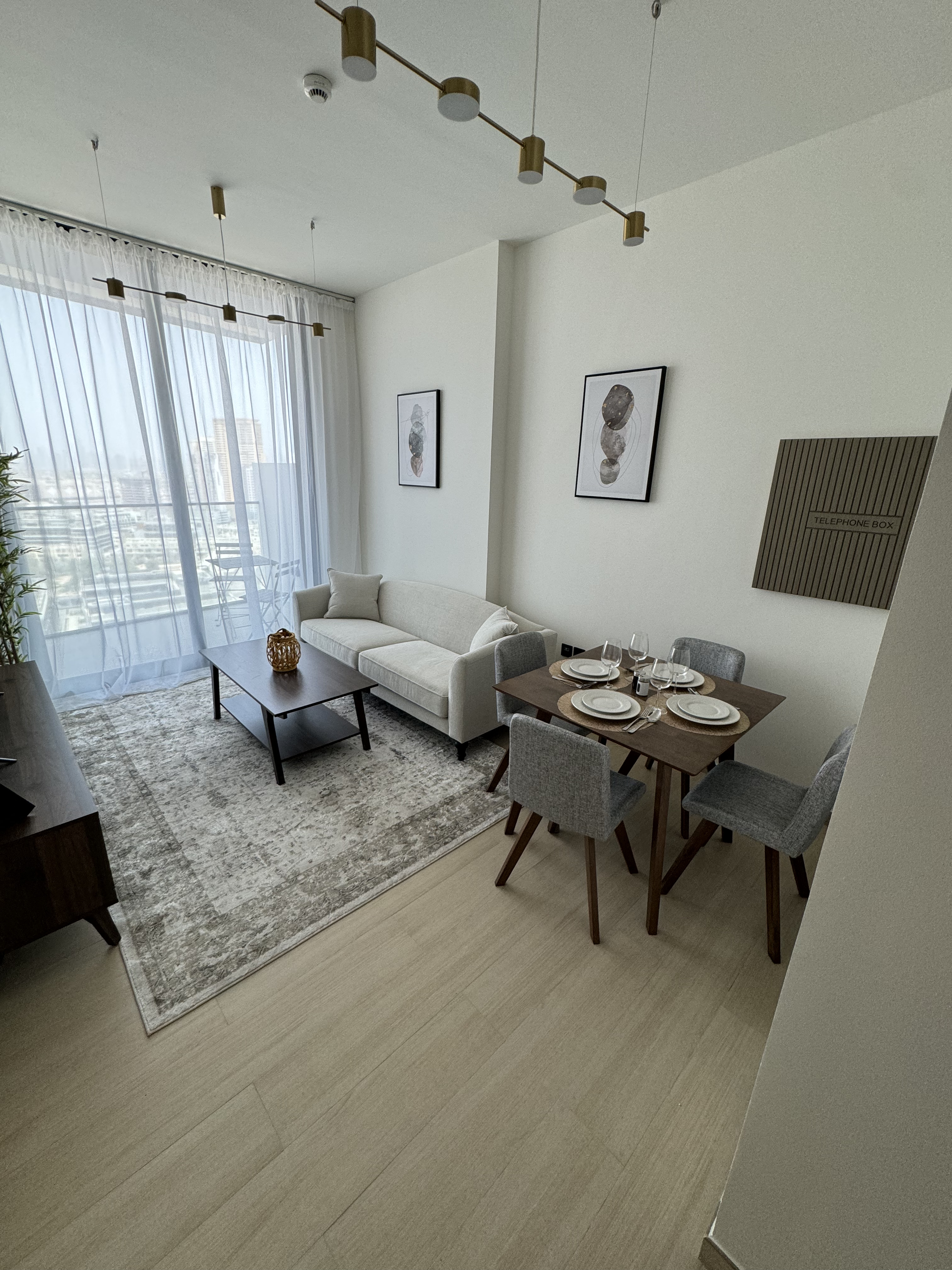 High floor | Modern finishing | Bright layout