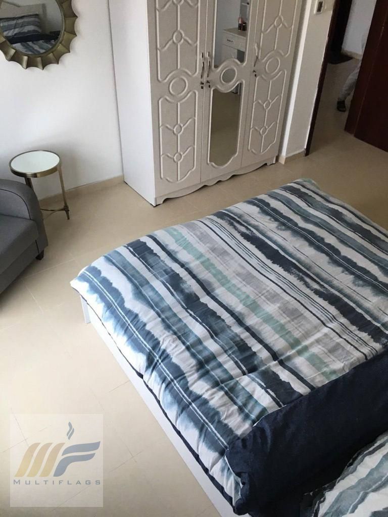for sale one bedroom hall city tower