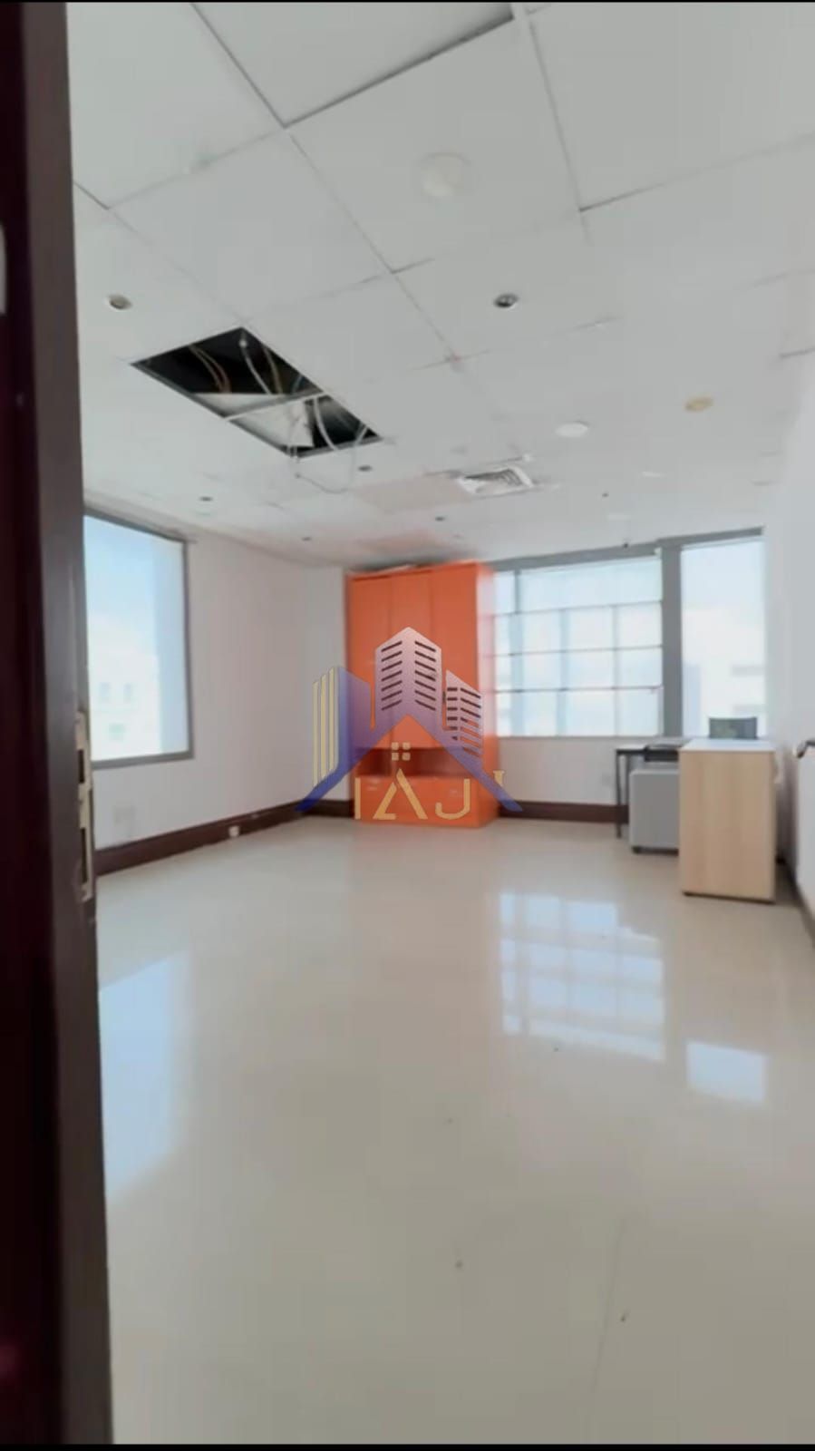 Limited offer office for rent near to metro al rigga