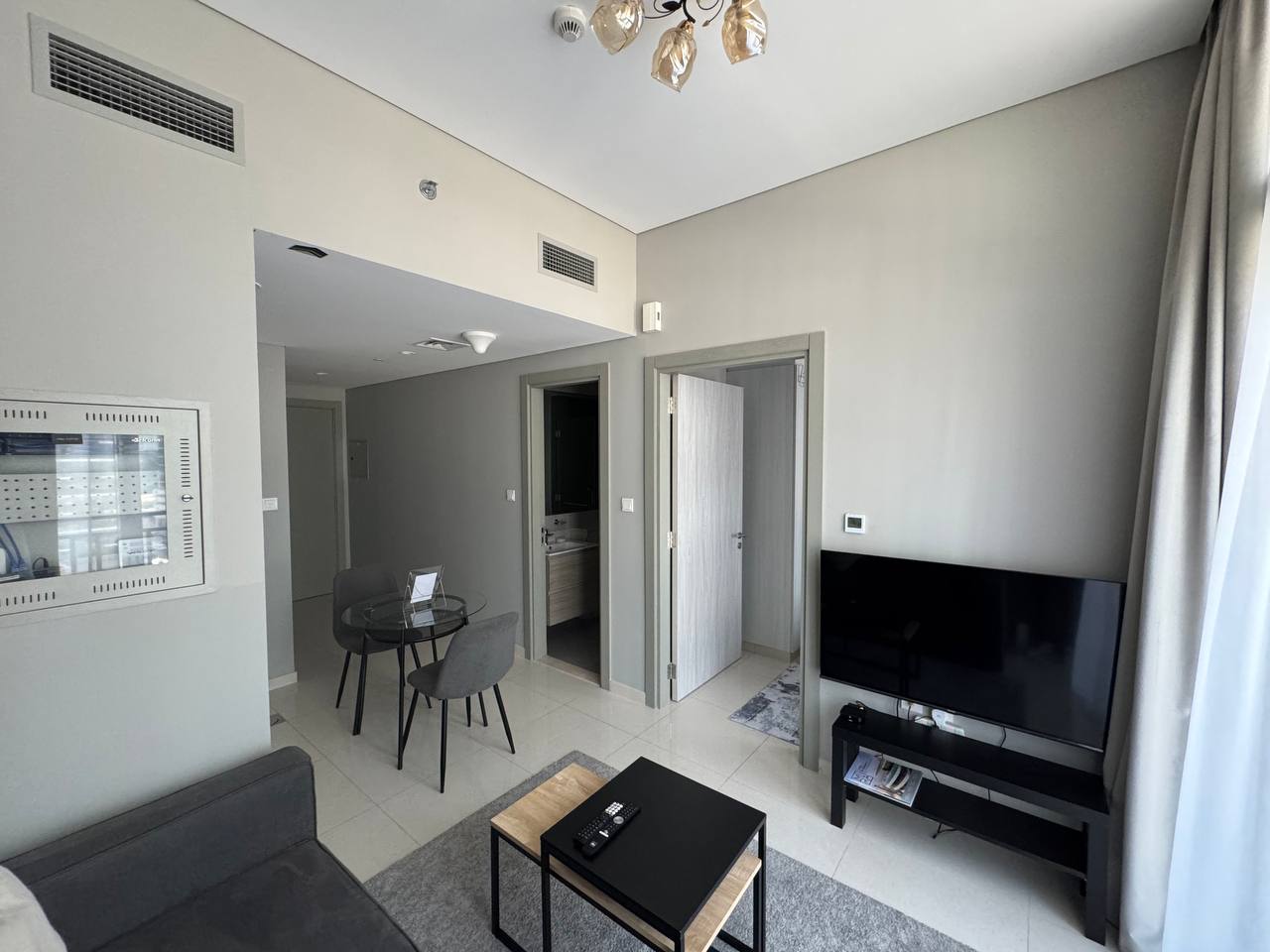 1br Apartment, Zada Tower, Business Bay