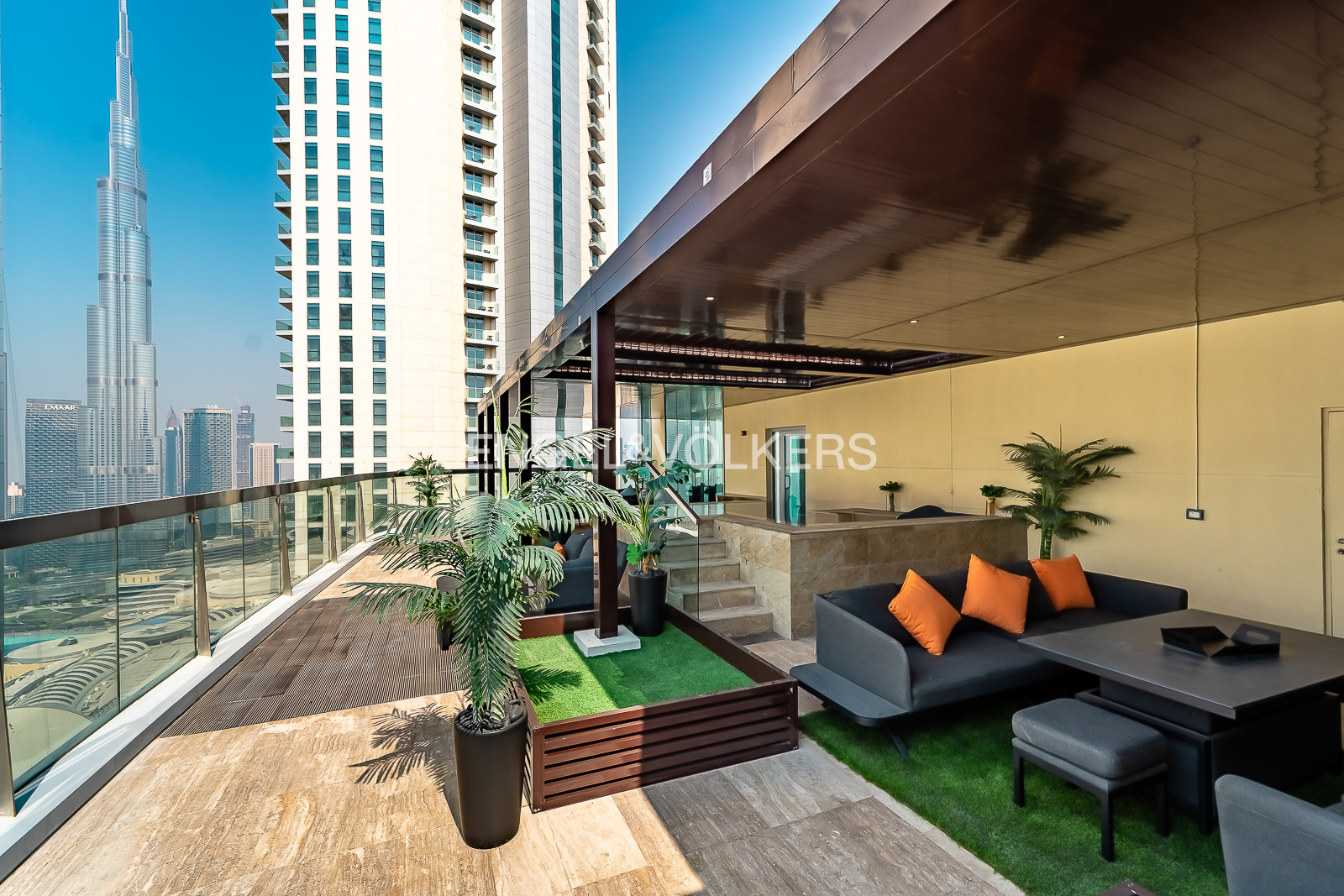 Iconic Panoramic Views| Burj View Outdoor Jacuzzi
