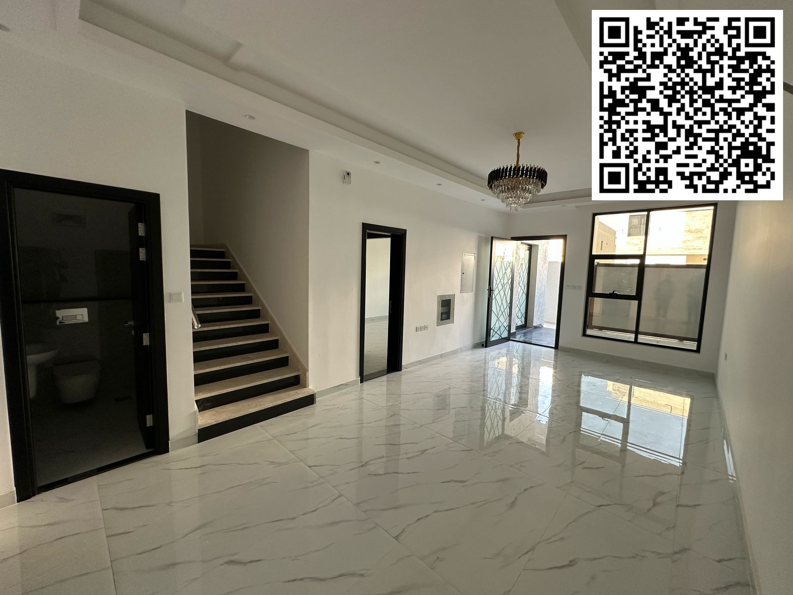 Ultra-Luxury Townhouse for Sale in Al Yasmeen – Ajman A rare opportunity to own a premium townhouse in Al Yasmeen, Ajman, located in a quiet and up