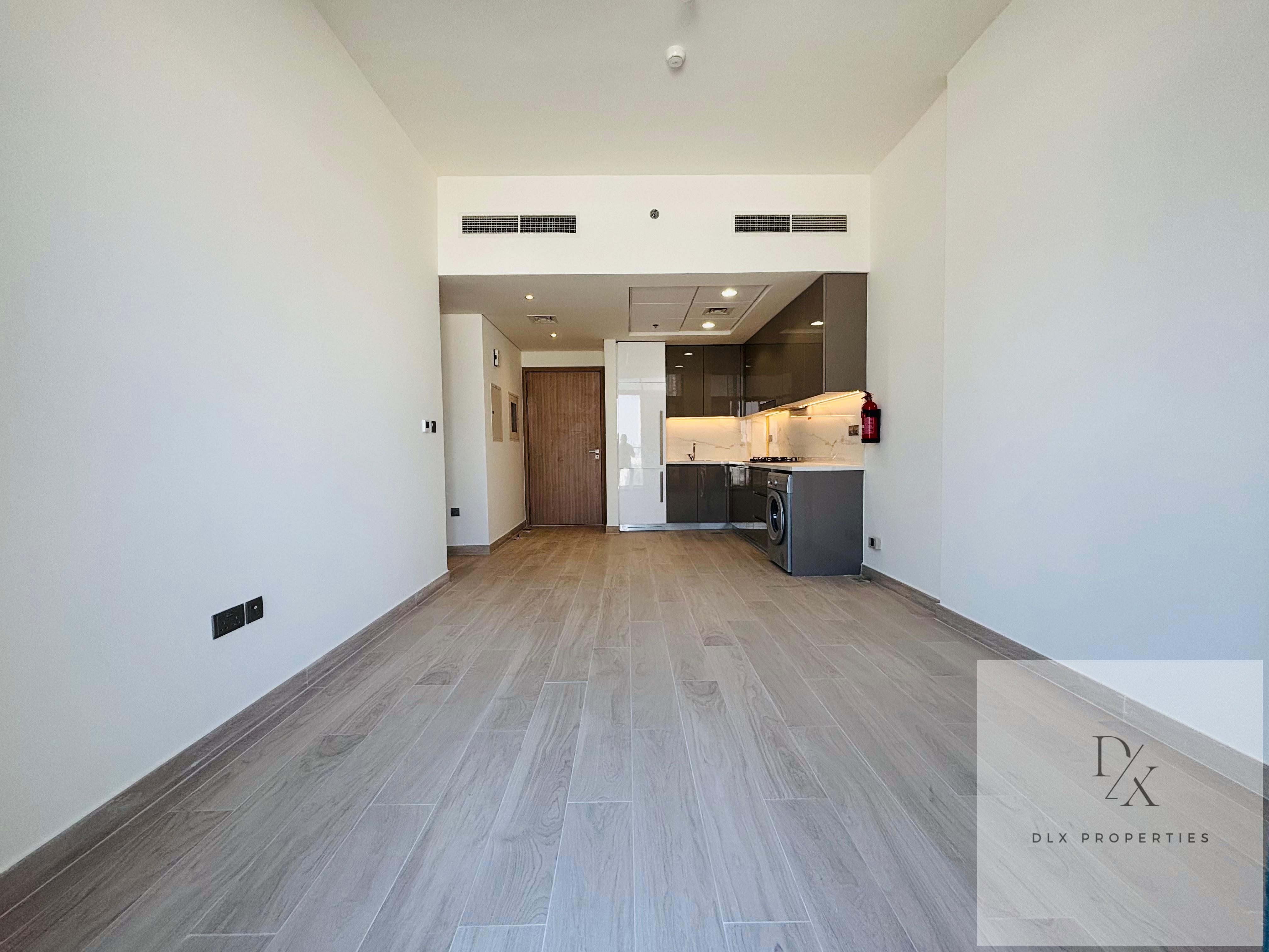 Lagoon View | Spacious | Multiple units