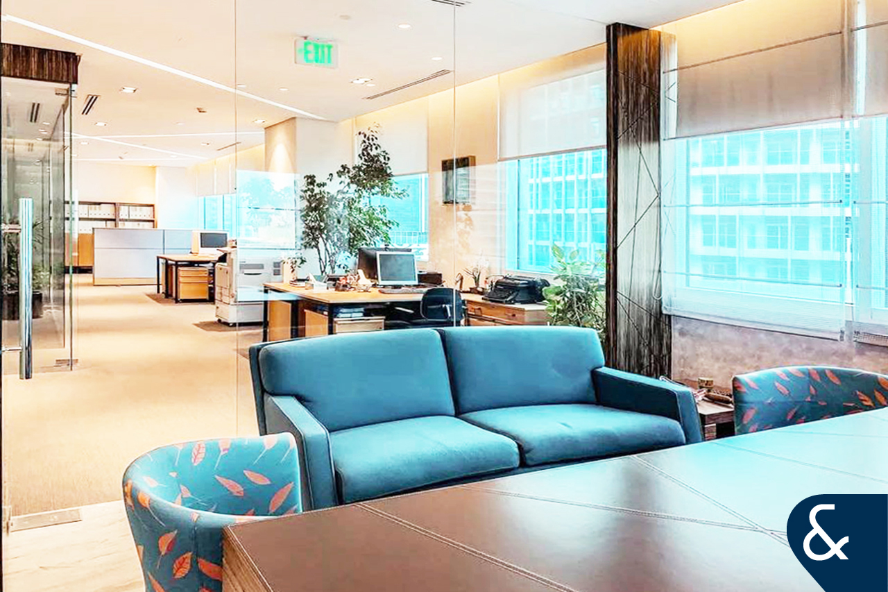 Furnished | Plug and Play | Canal View