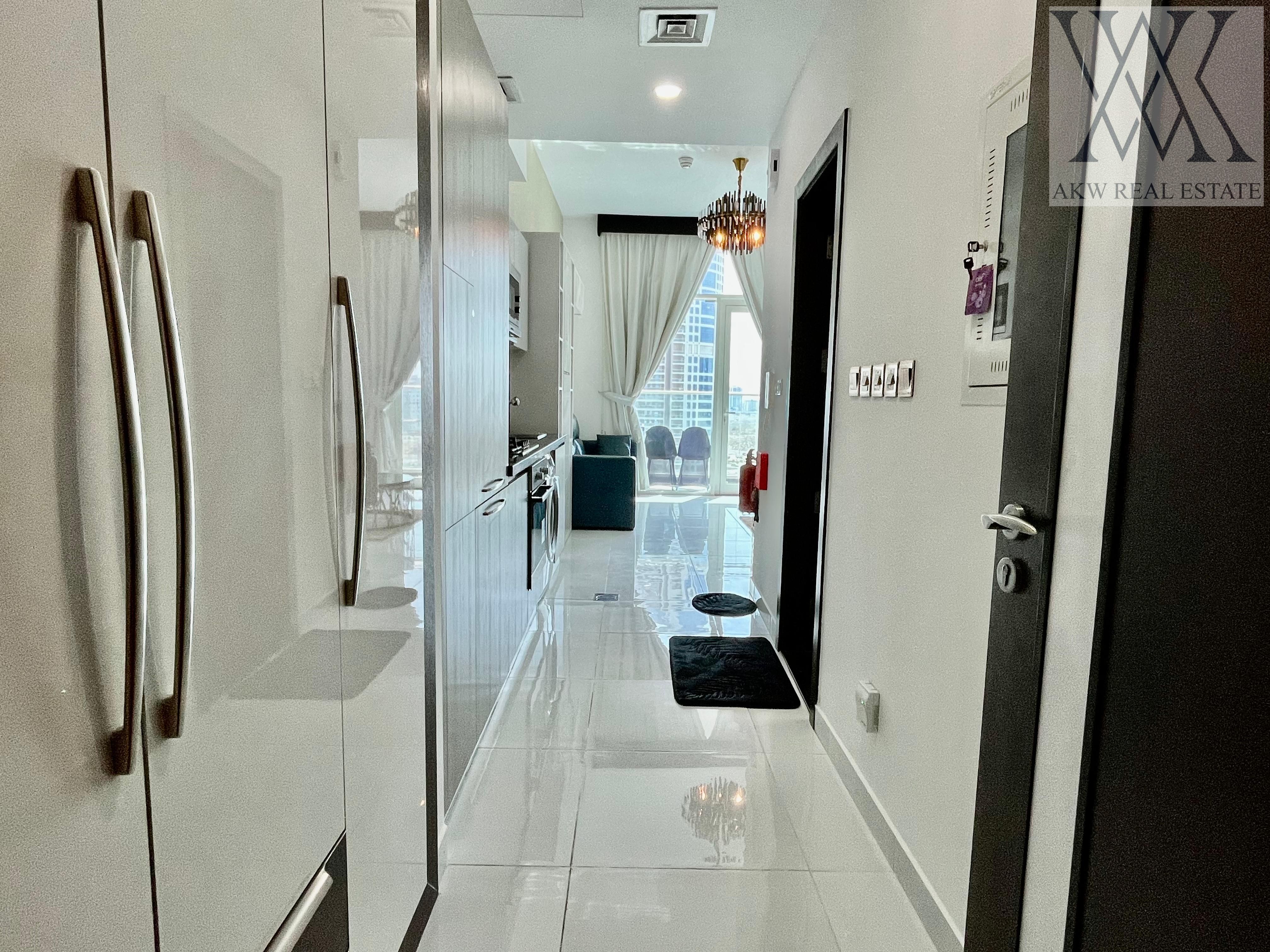 High floor || Amazing view || Ready to Move In ll High-rise Building I Monthly with all inclusive bills 6,000
