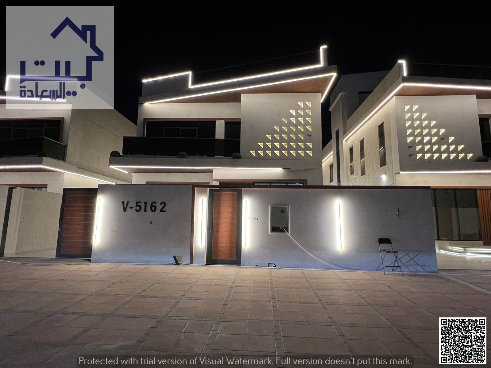 Your dream villa in Al Helio 2, with a private pool, luxurious finishes, near Azhi Company, directly behind services, freehold for all nationalities,