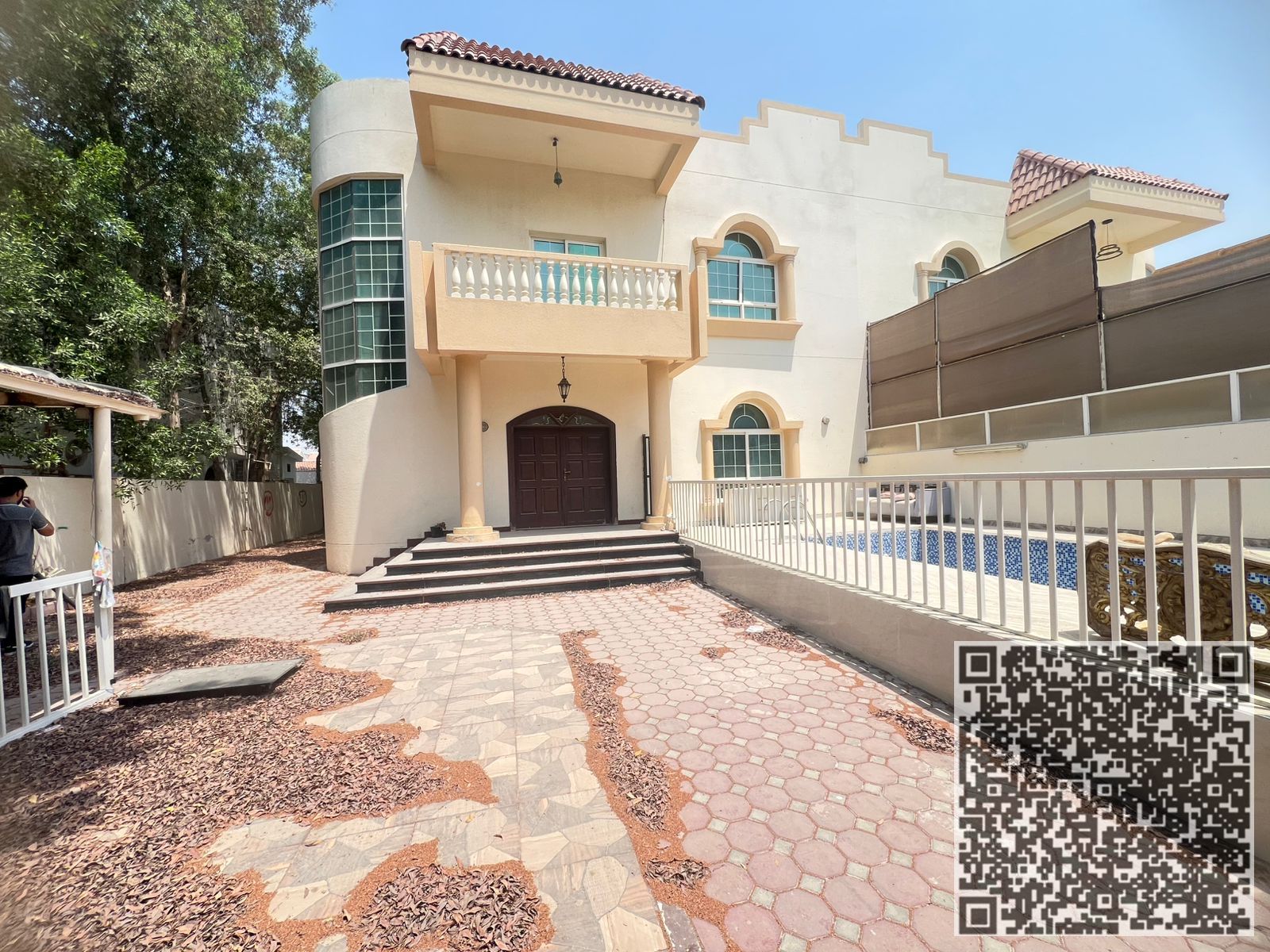 BAEUTIFUL 5 MASTER BEDROOM VILLA AVIALBLE FOR RENT IN SHARQAN SHARJAH