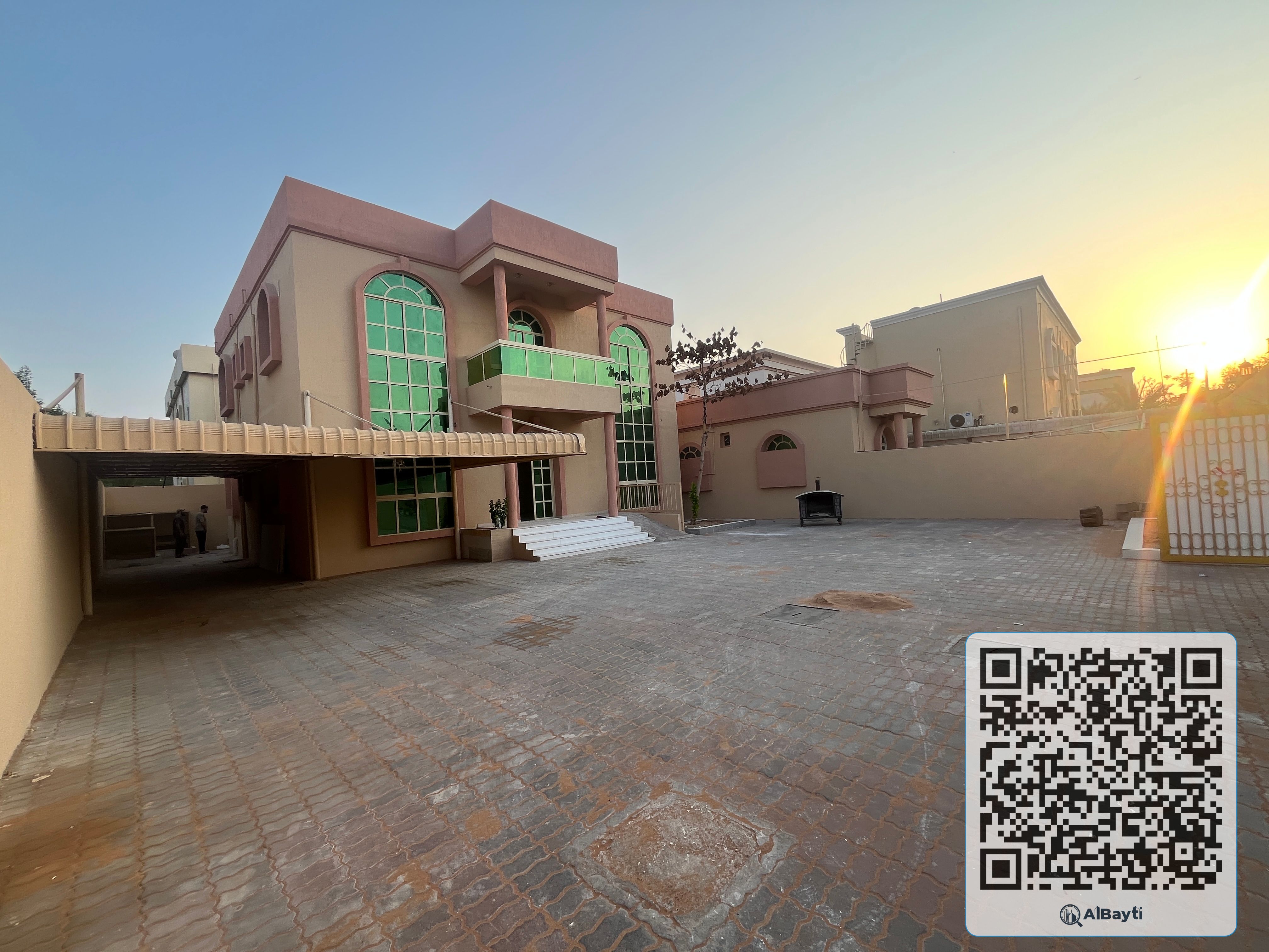 Good quality good size villa for sale