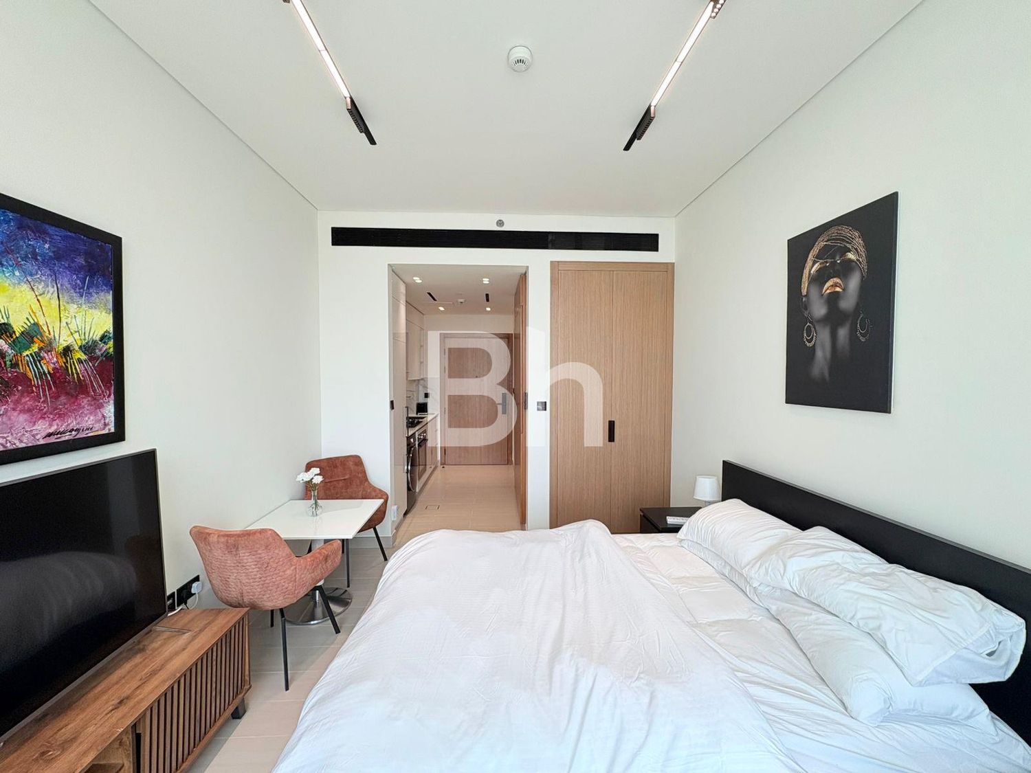 Low floor | Open community view | Managed | Vacant