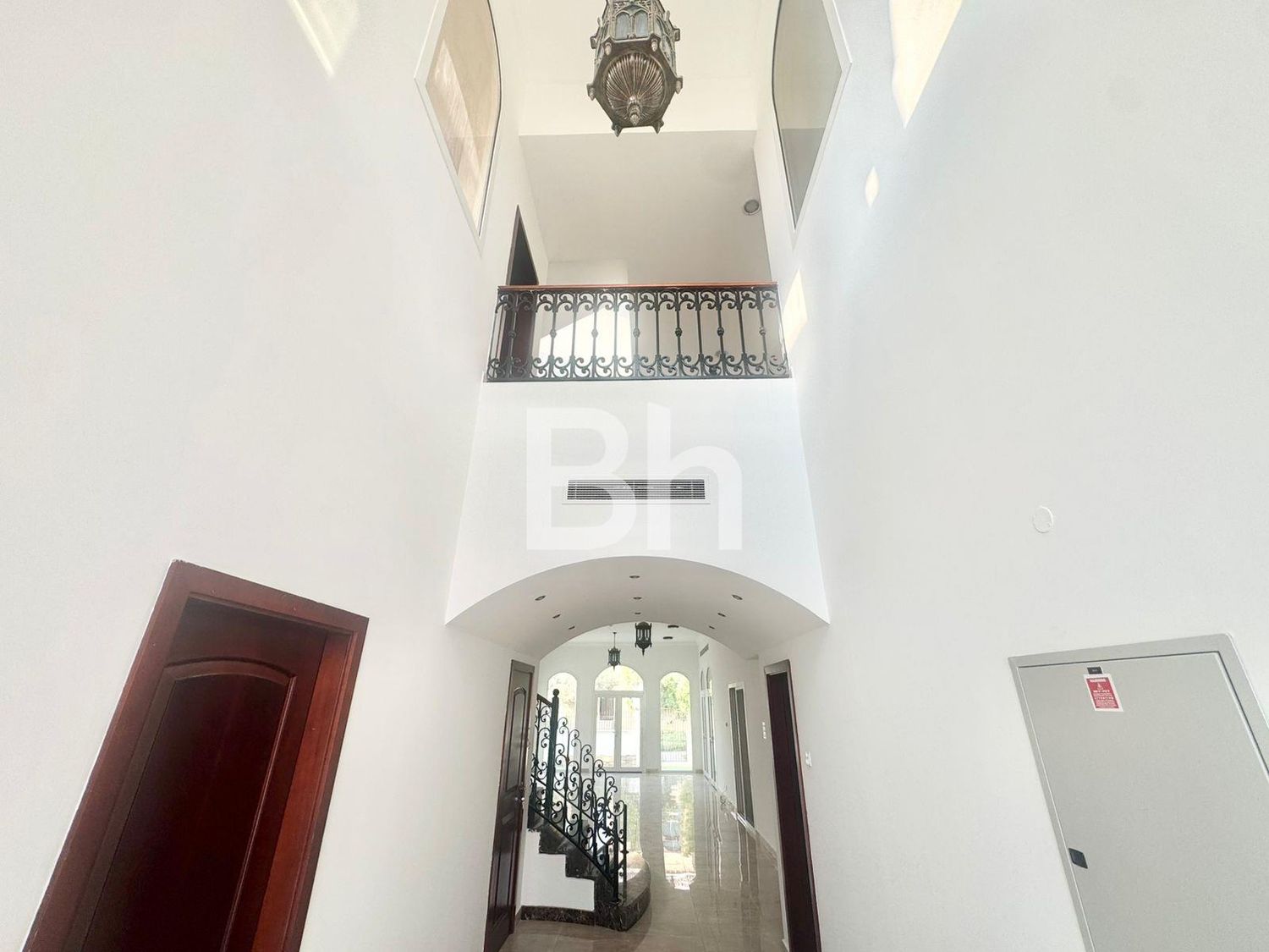 Vacant | Ready To Move | Must See | Spacious