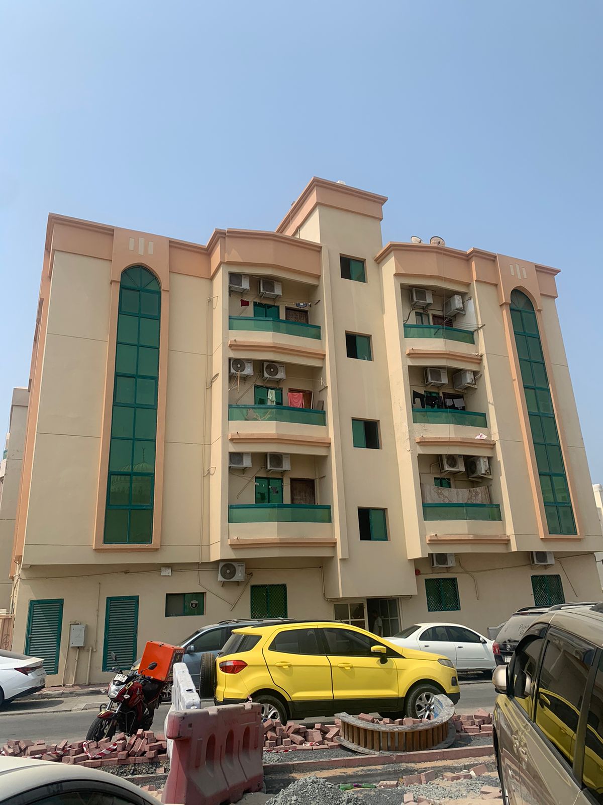Commercial building for sale in Ajman, Al Rashidiya 1 area