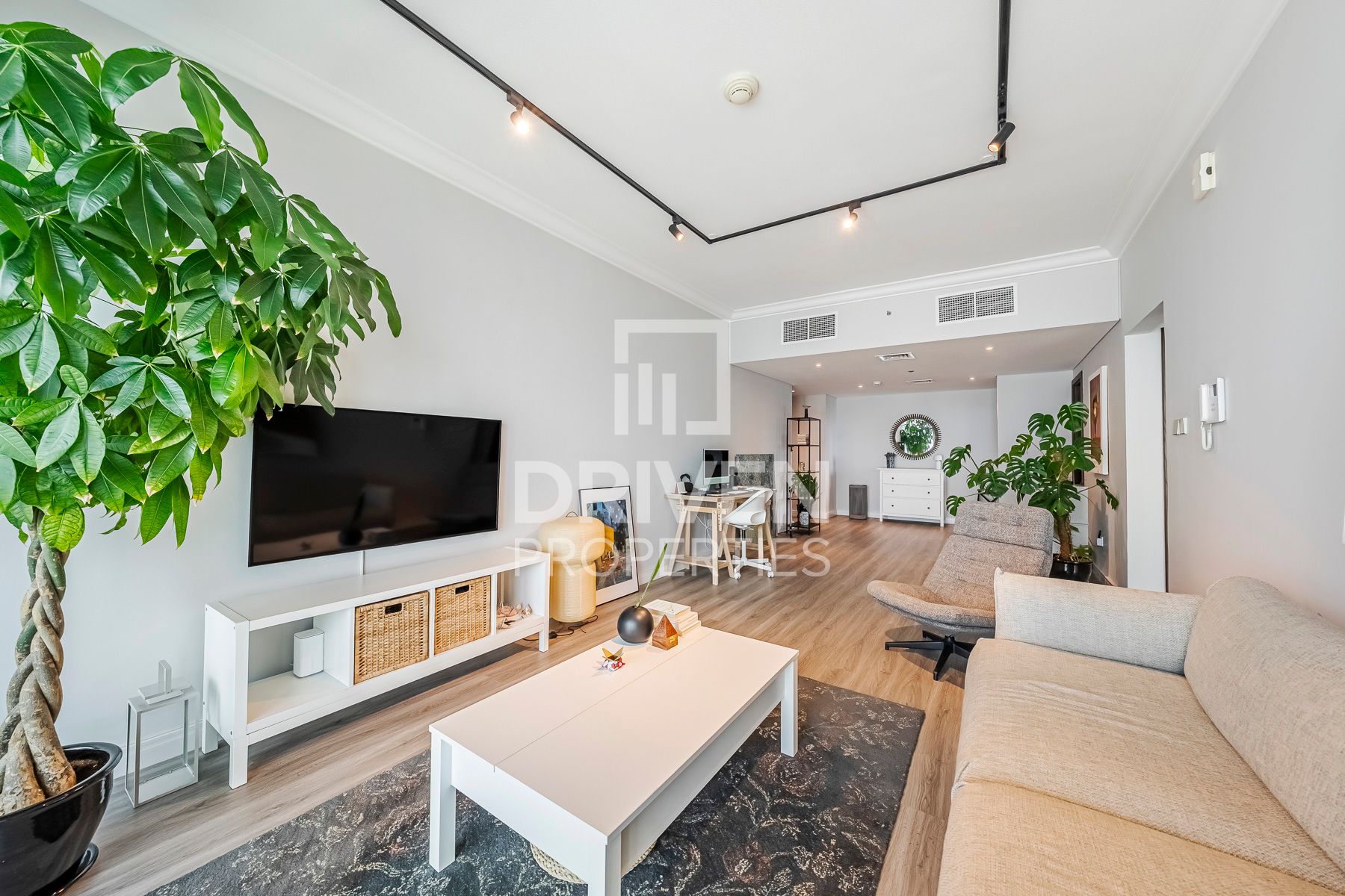 Furnished | High Floor | Captivating Views