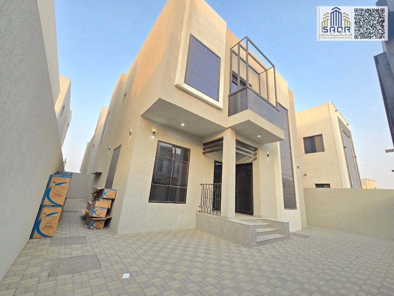 New villa, first resident, electricity, citizen, excellent residential location, close to all services