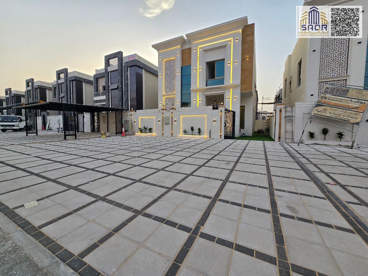 Inclusive of fees / Freehold / Super deluxe finishing / Distinctive residential location