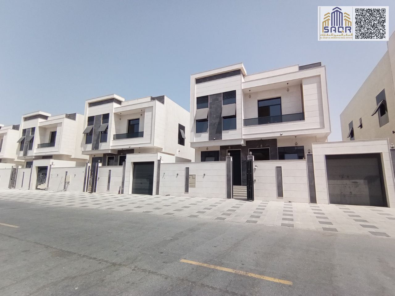 Freehold villa / fully equipped with air conditioning / no annual service fees