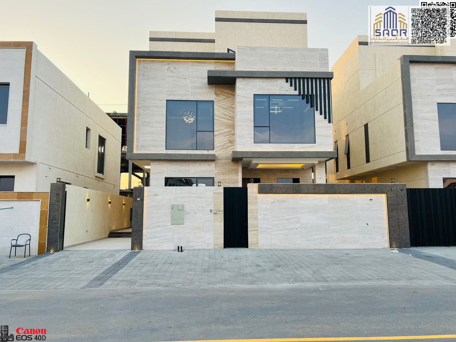 Modern design with a swimming pool in the most upscale areas of Ajman, close to government agencies, personal finishing, close to the main street